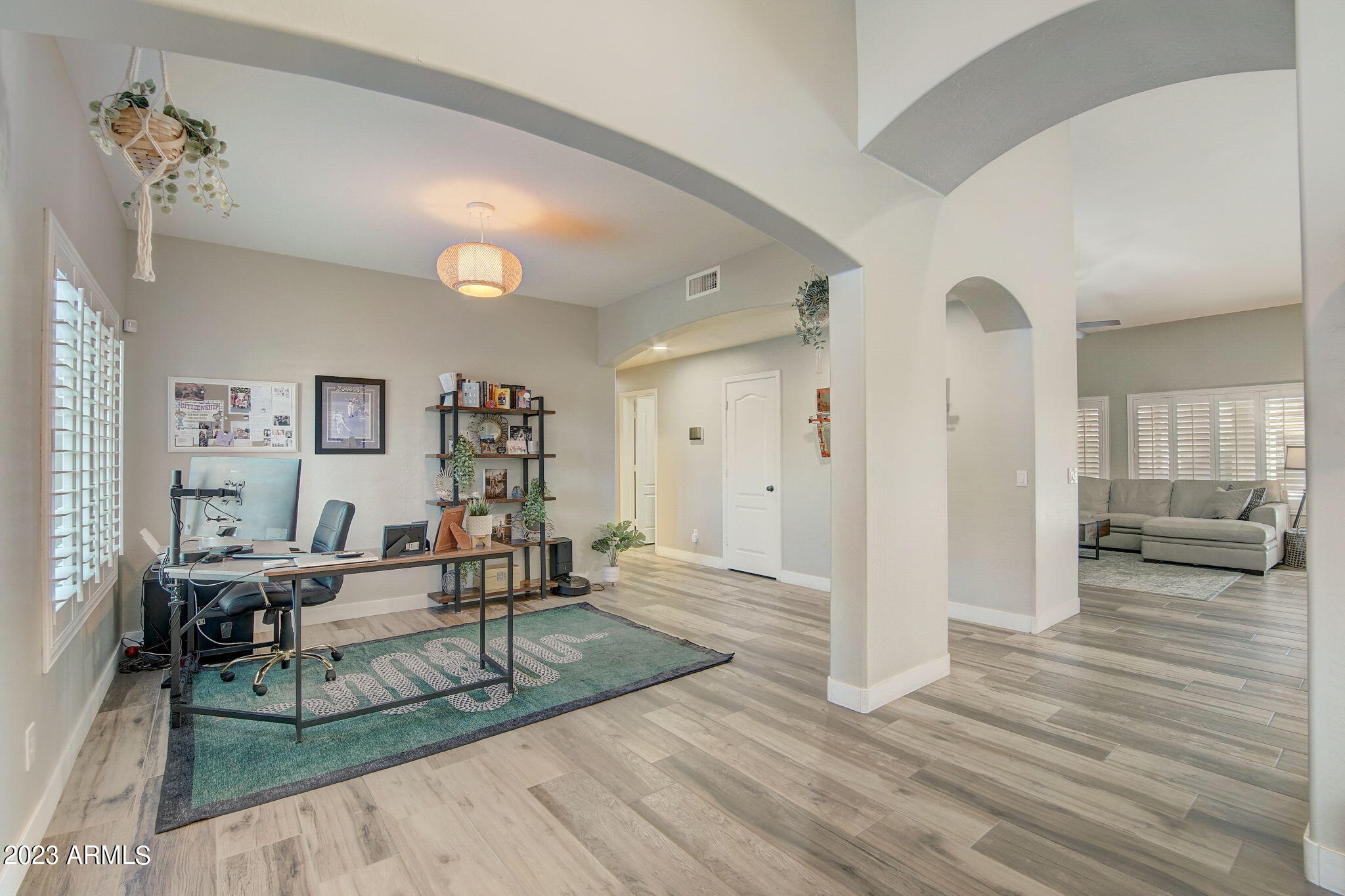 5125 E VILLA RITA Drive