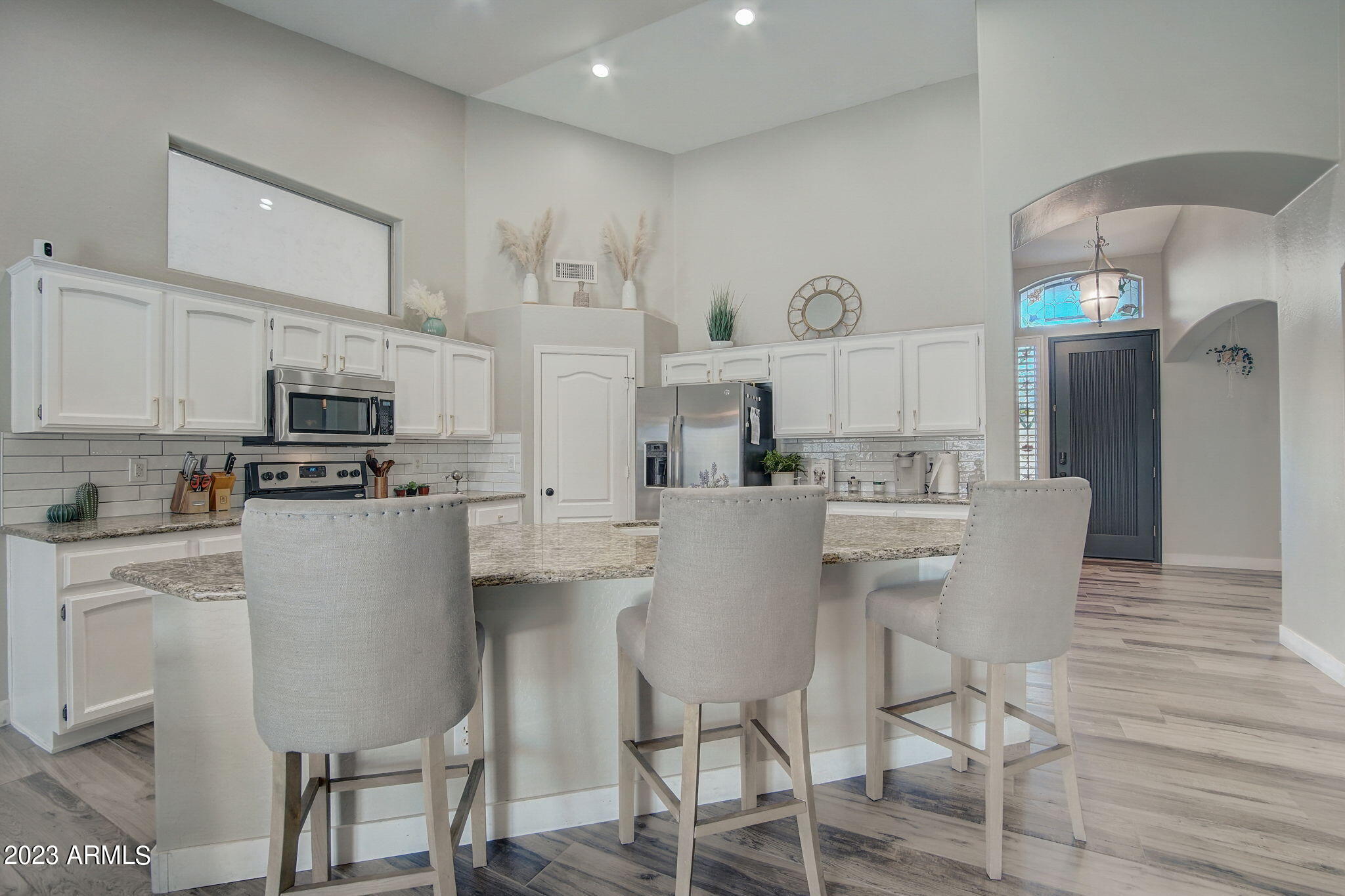 5125 E VILLA RITA Drive