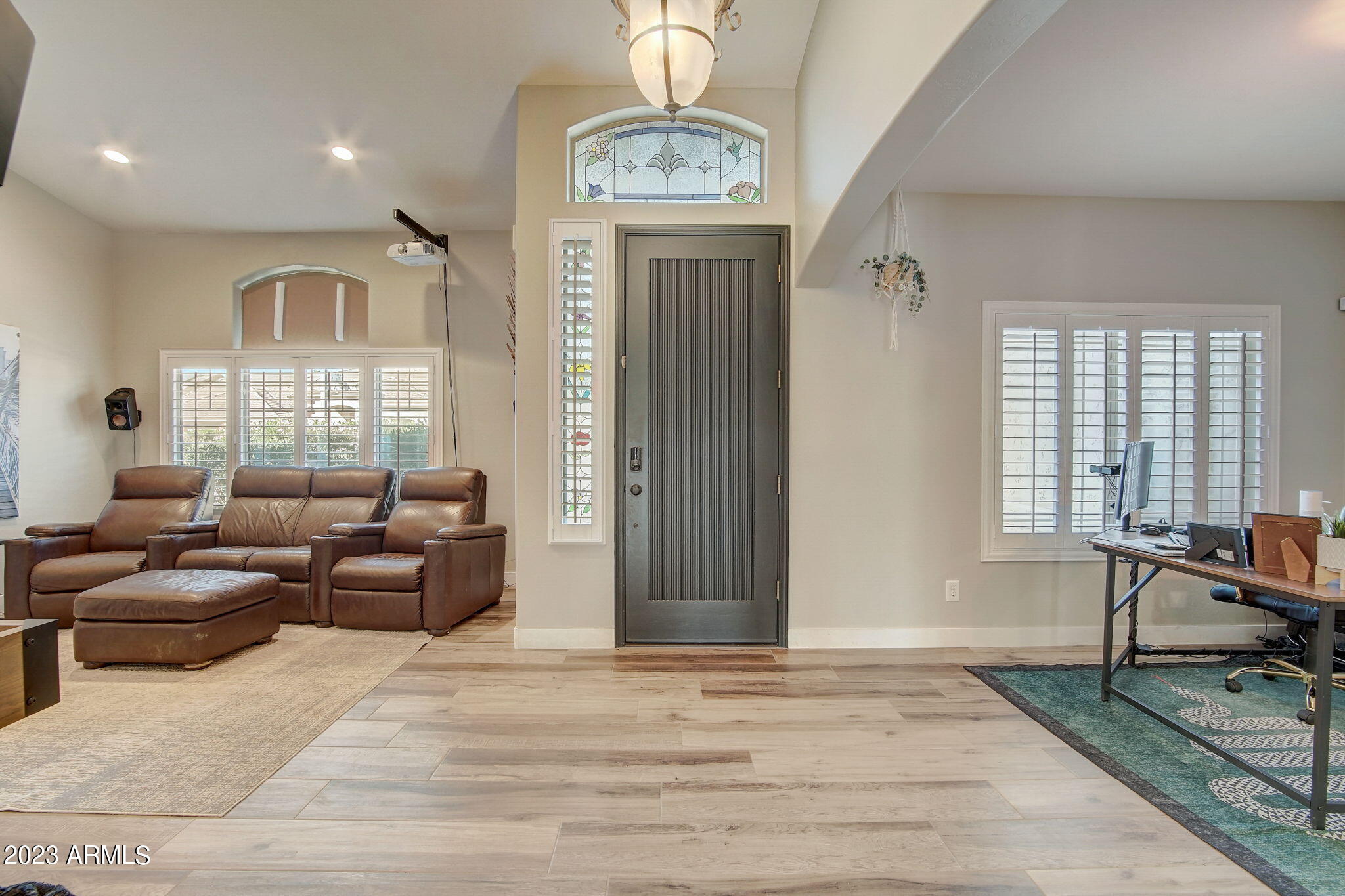 5125 E VILLA RITA Drive