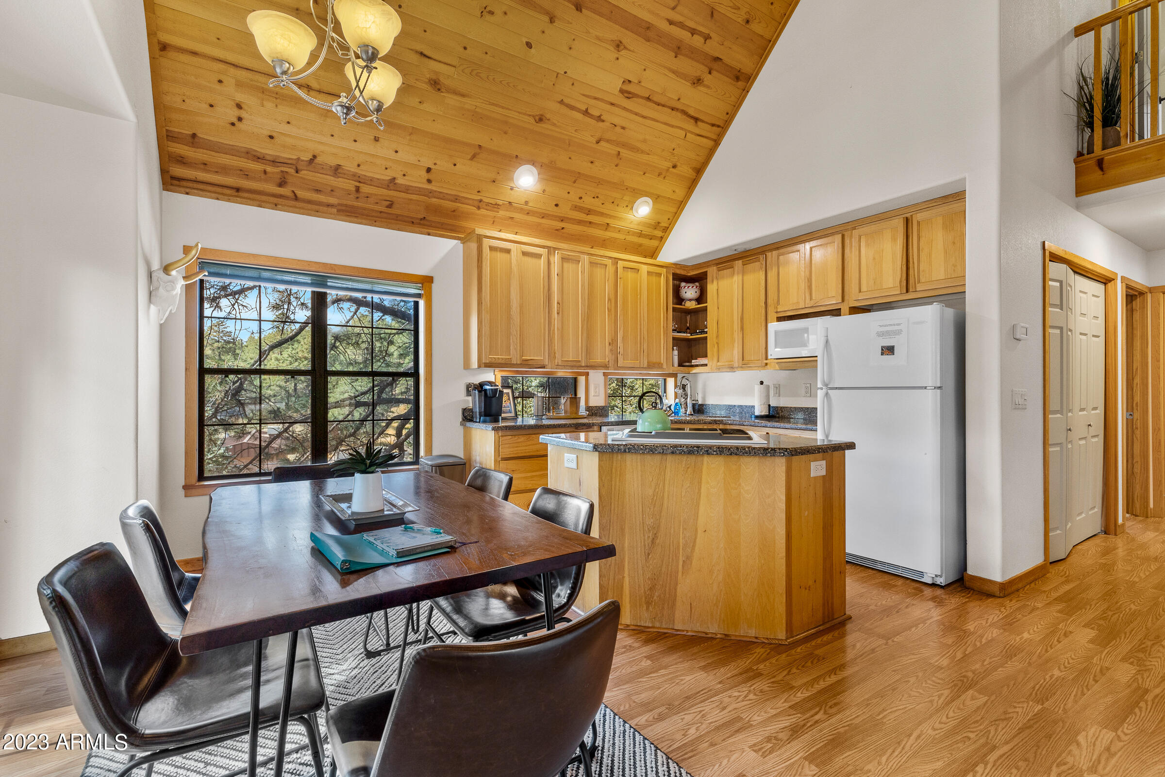 3056 SHIPROCK OVI --