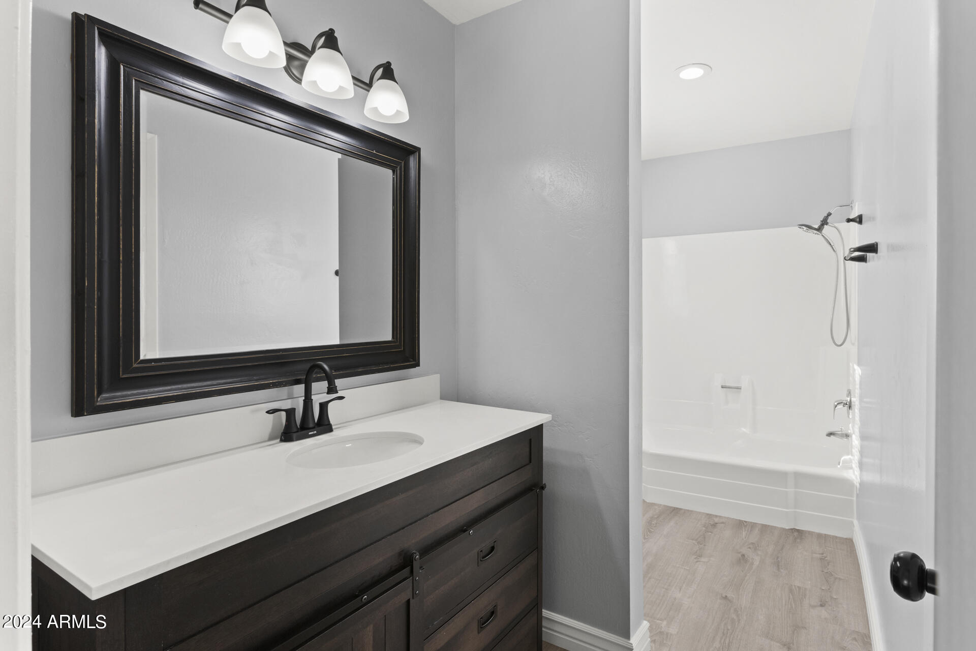 8502 N CENTRAL Avenue # 13