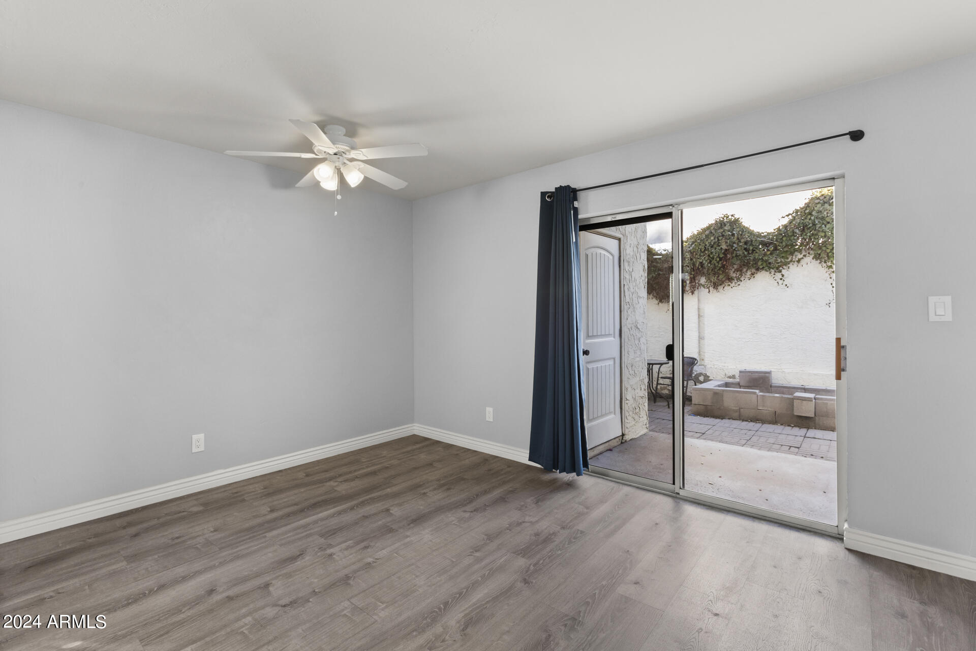 8502 N CENTRAL Avenue # 13