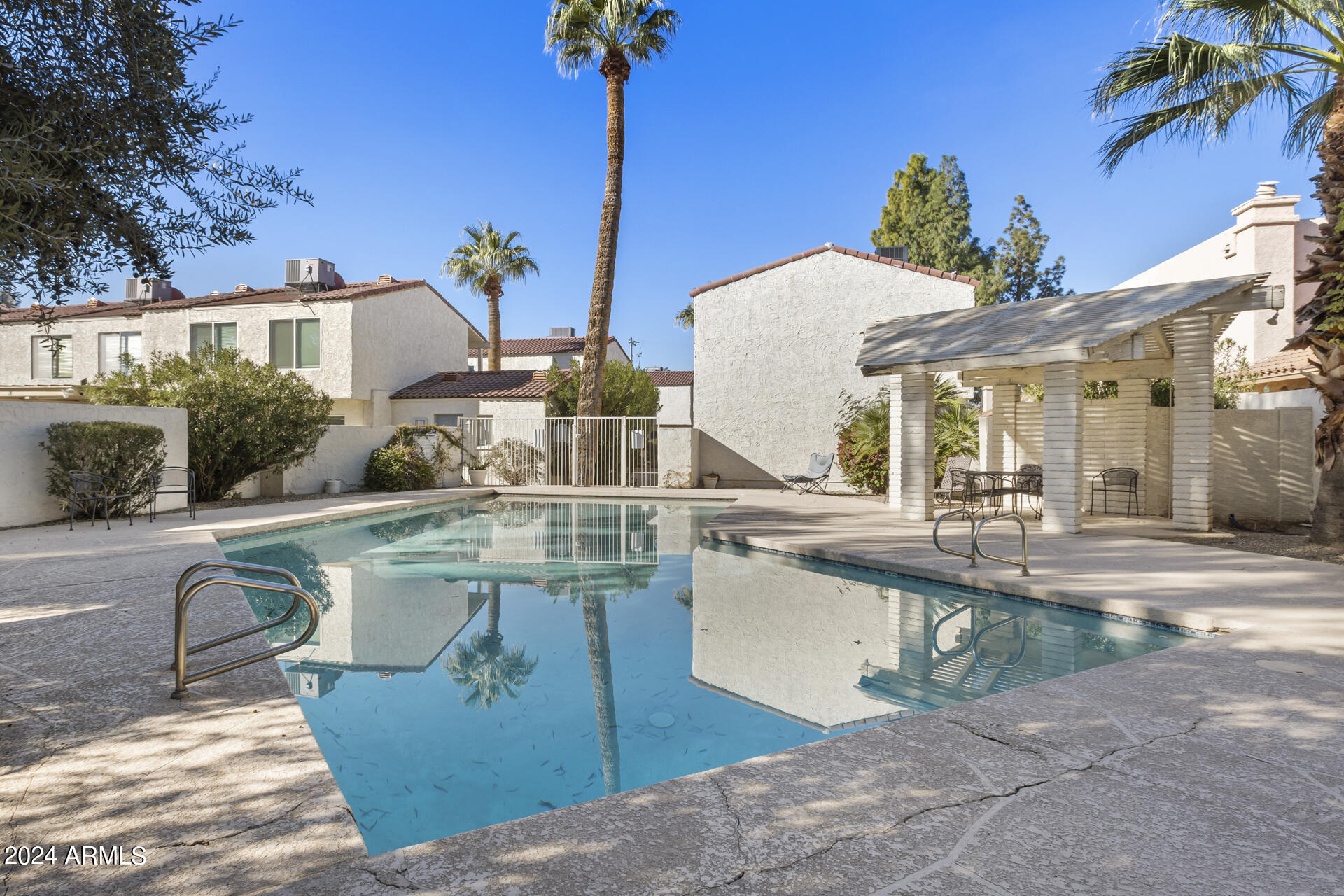 8502 N CENTRAL Avenue # 13