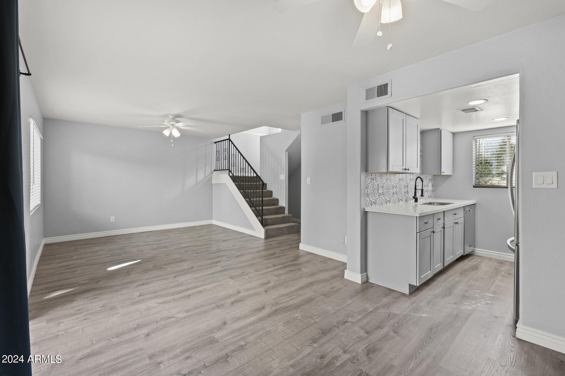 8502 N CENTRAL Avenue # 13