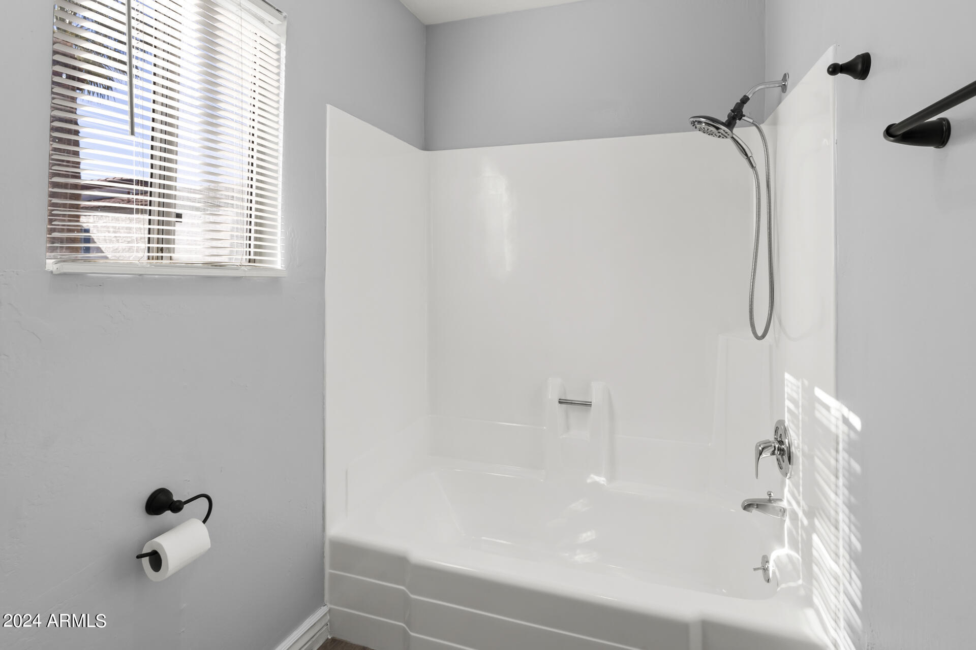 8502 N CENTRAL Avenue # 13