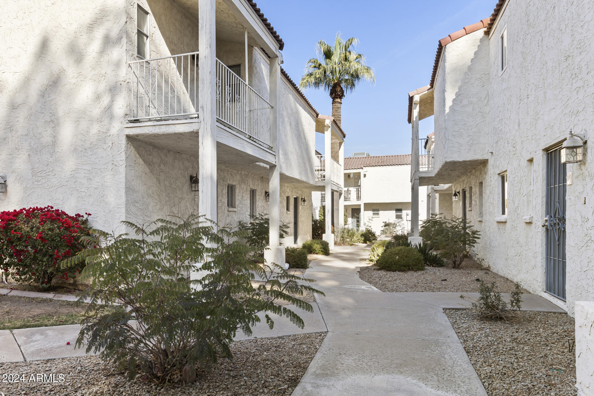 8502 N CENTRAL Avenue # 13