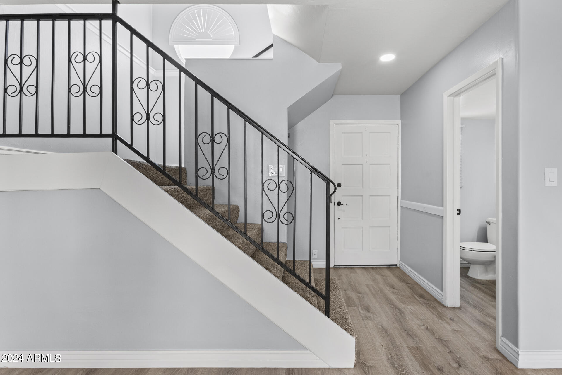 8502 N CENTRAL Avenue # 13