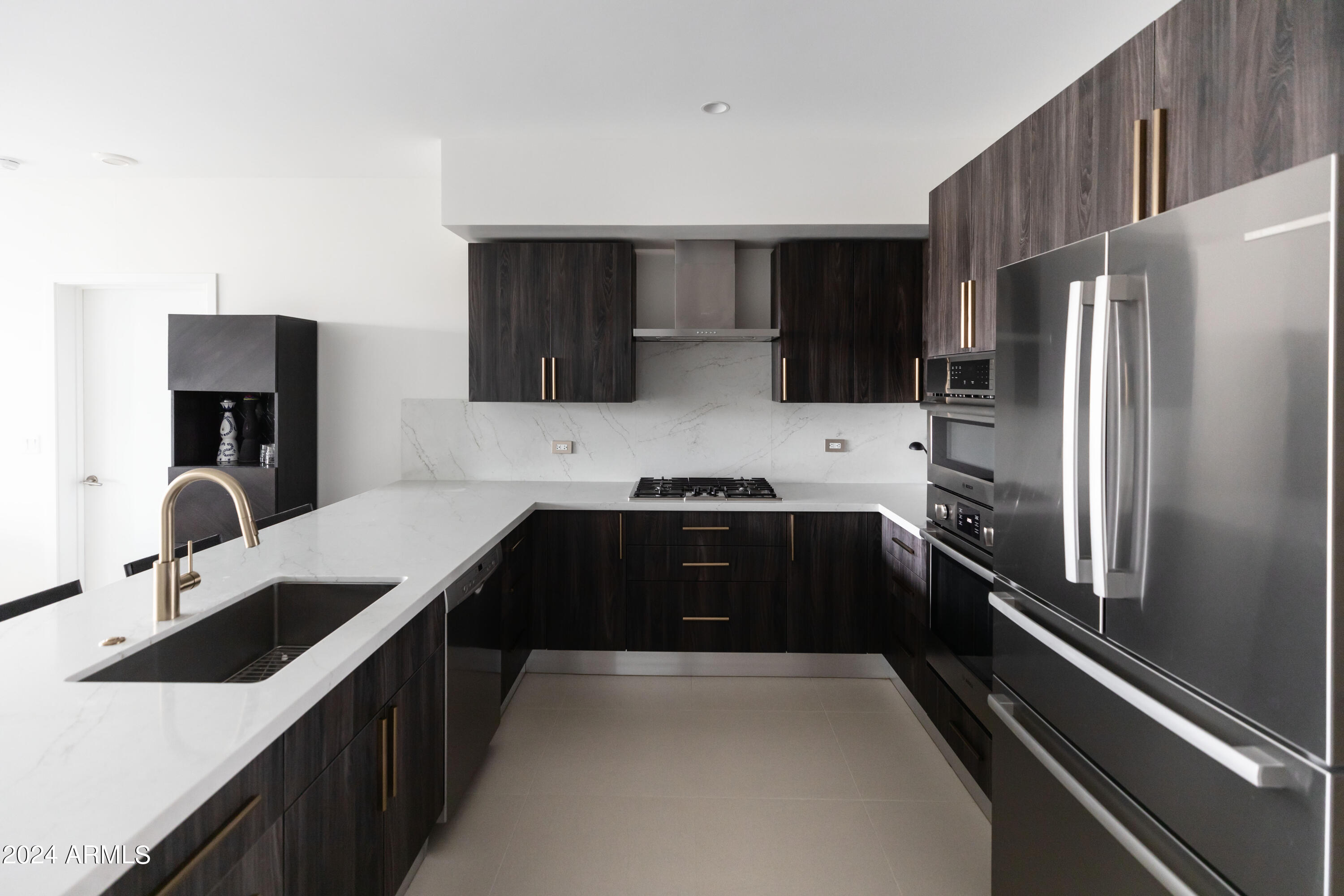 7180 E KIERLAND Boulevard # 213