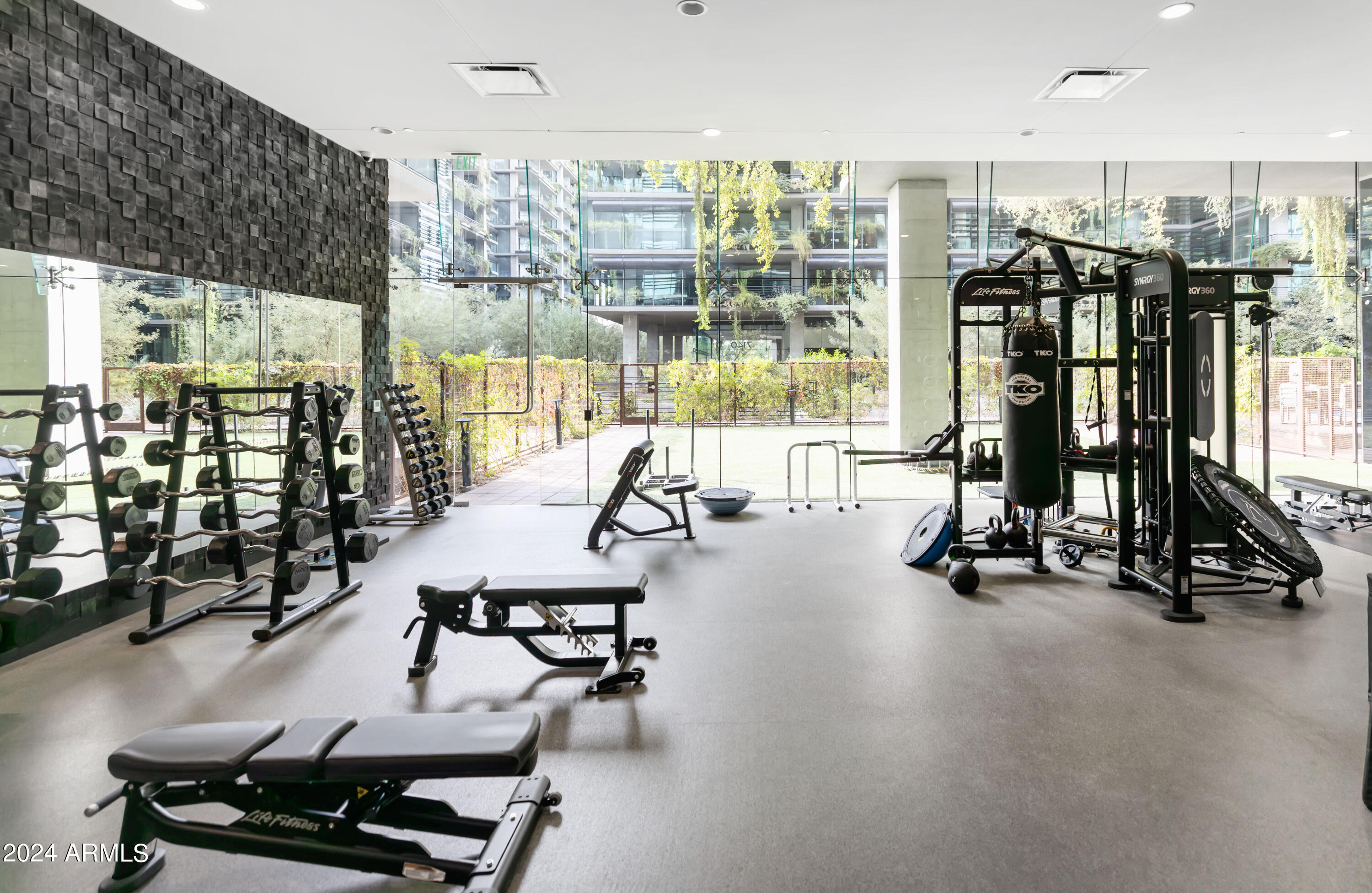 7180 E KIERLAND Boulevard # 213