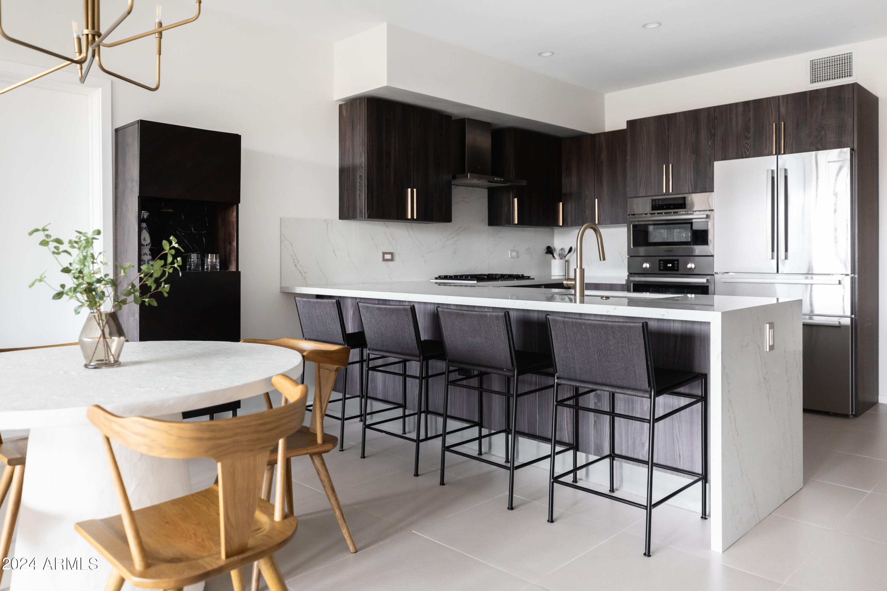 7180 E KIERLAND Boulevard # 213