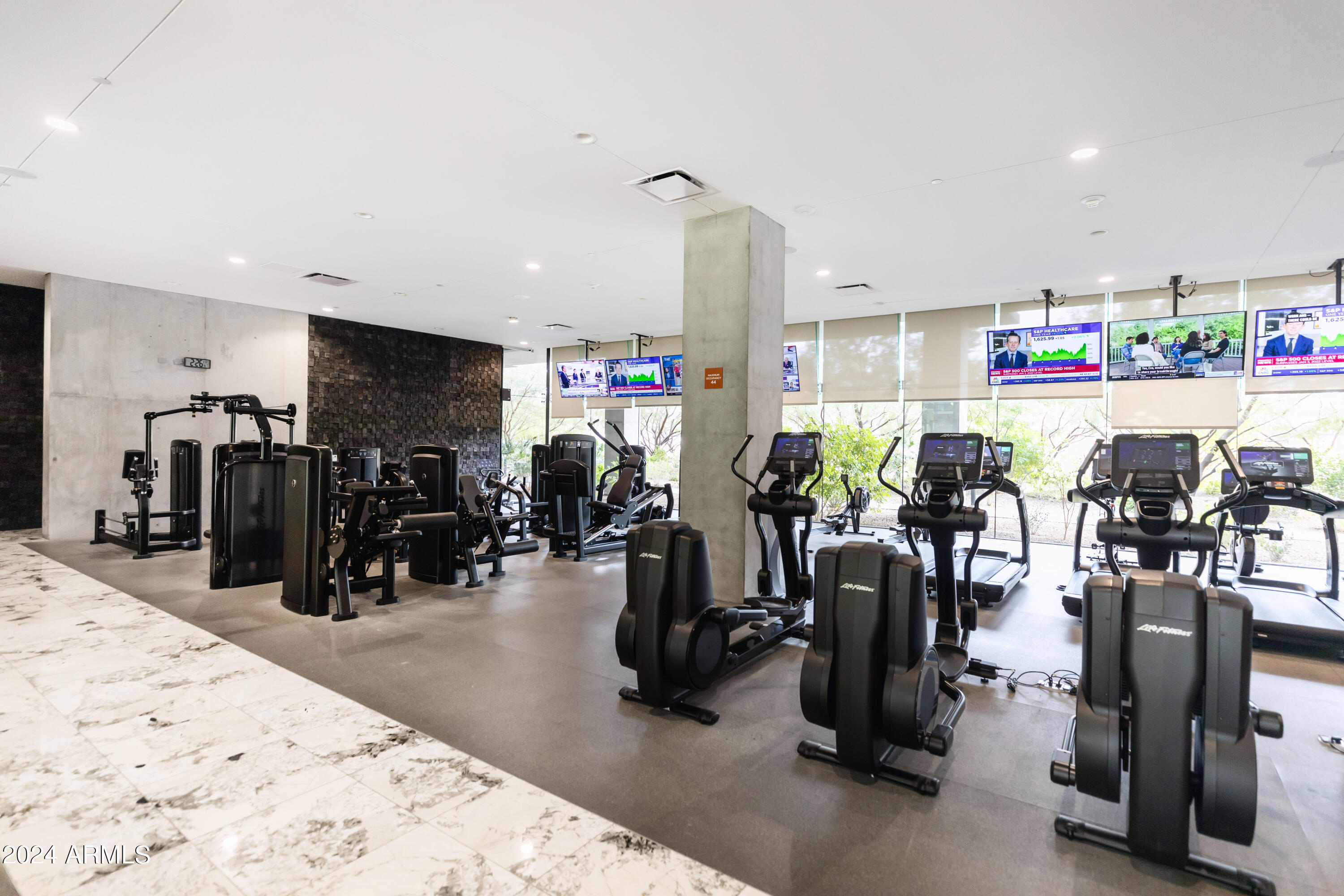 7180 E KIERLAND Boulevard # 213