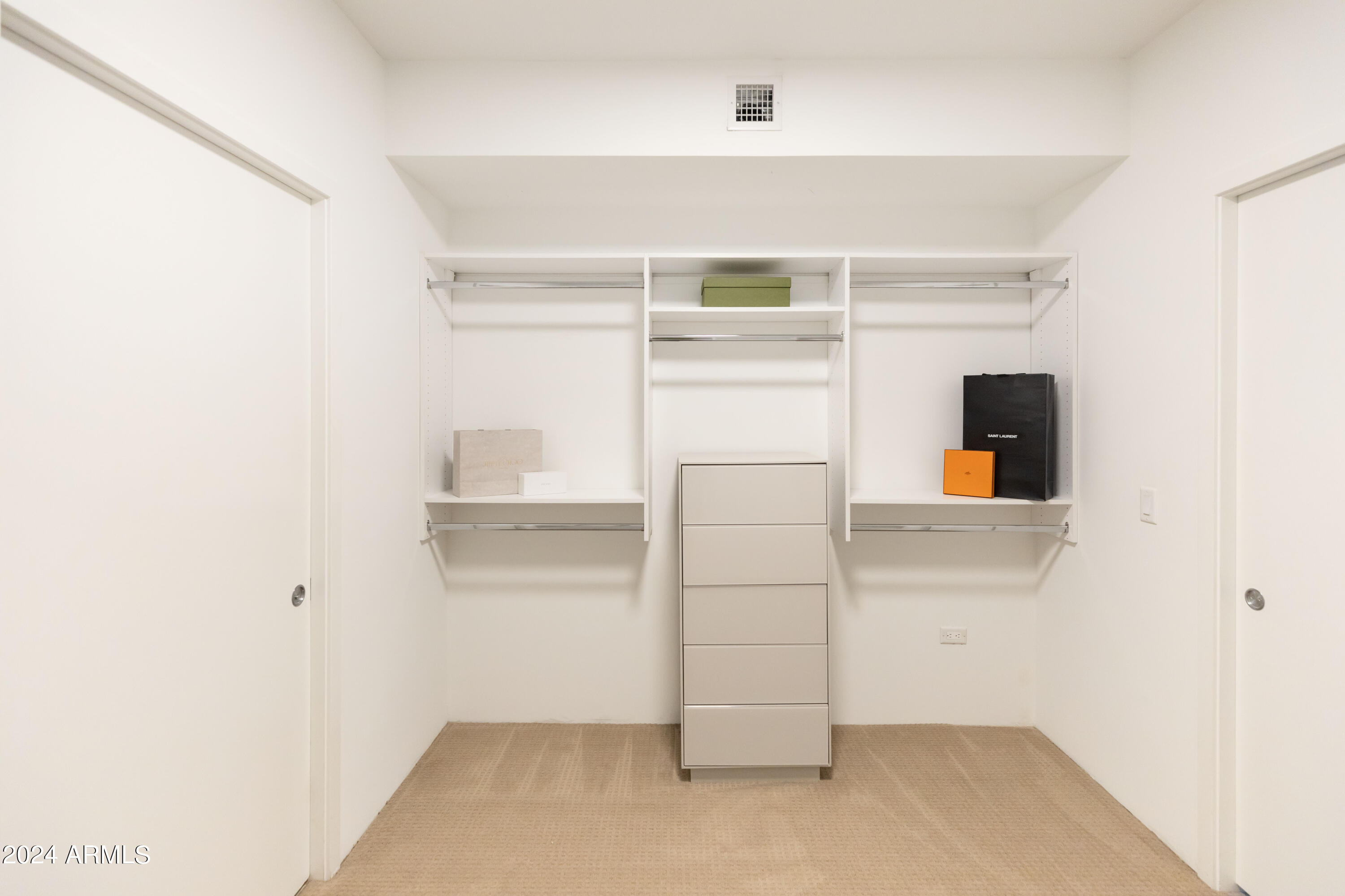 7180 E KIERLAND Boulevard # 213