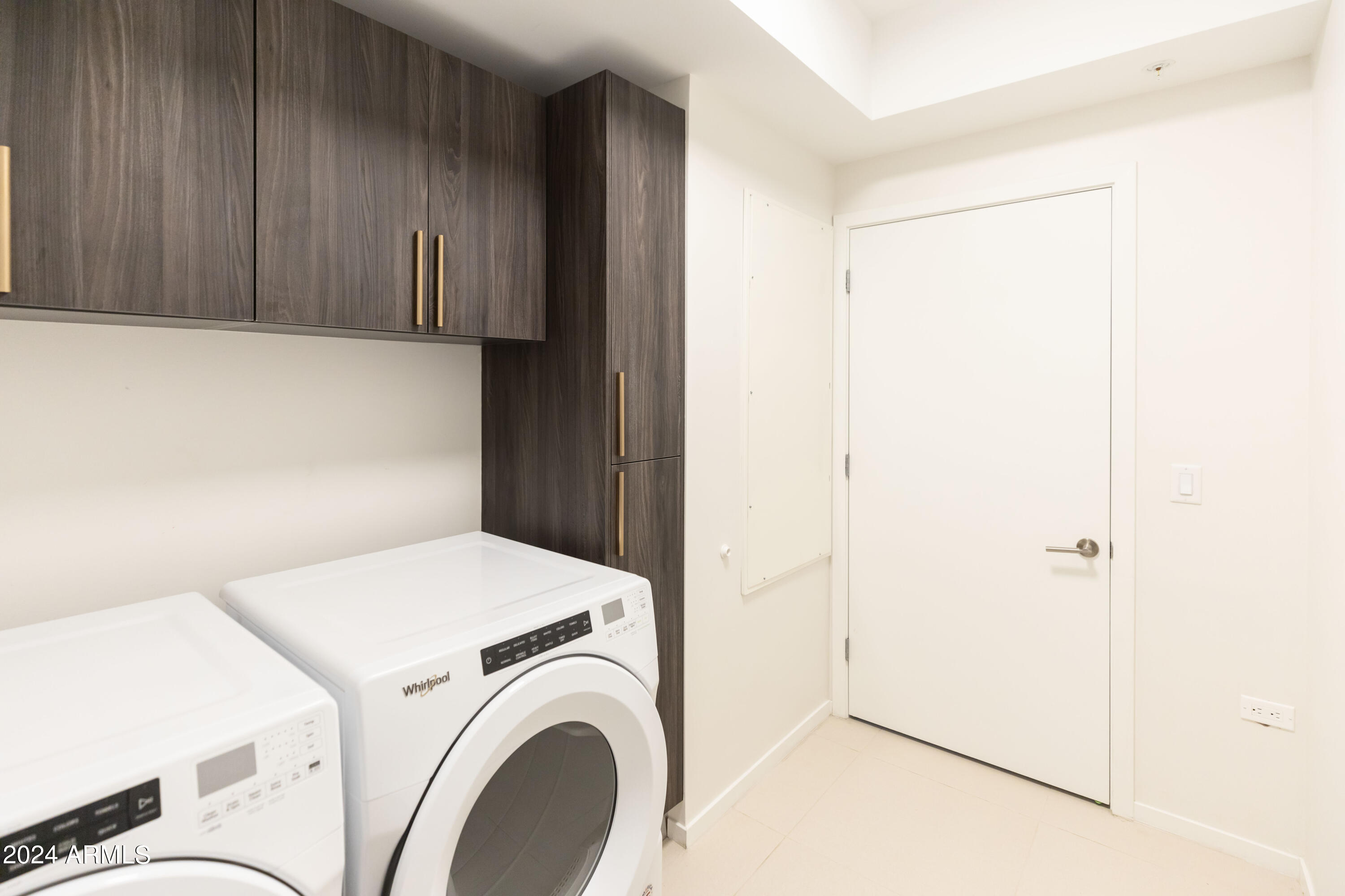 7180 E KIERLAND Boulevard # 213