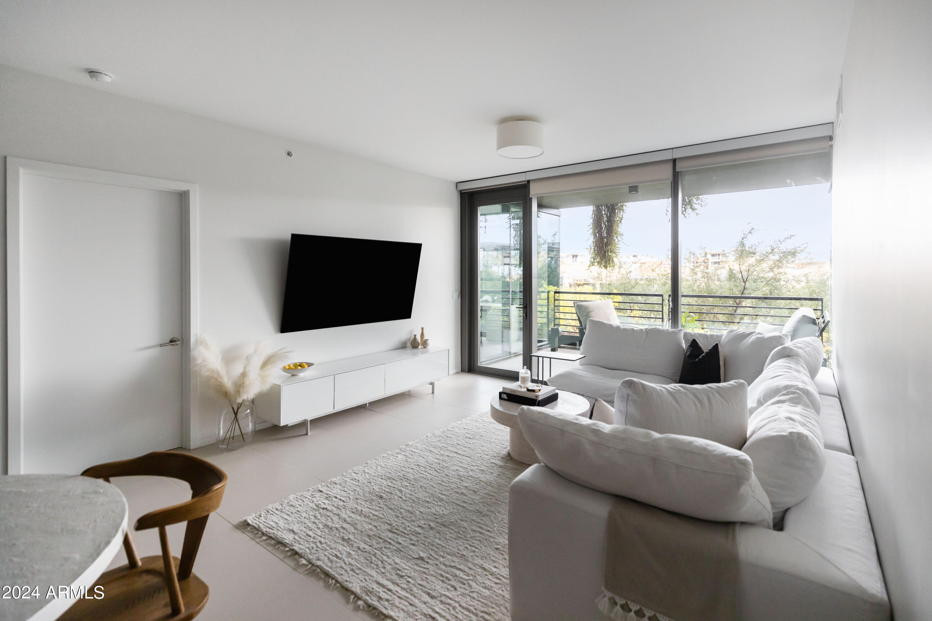 7180 E KIERLAND Boulevard # 213