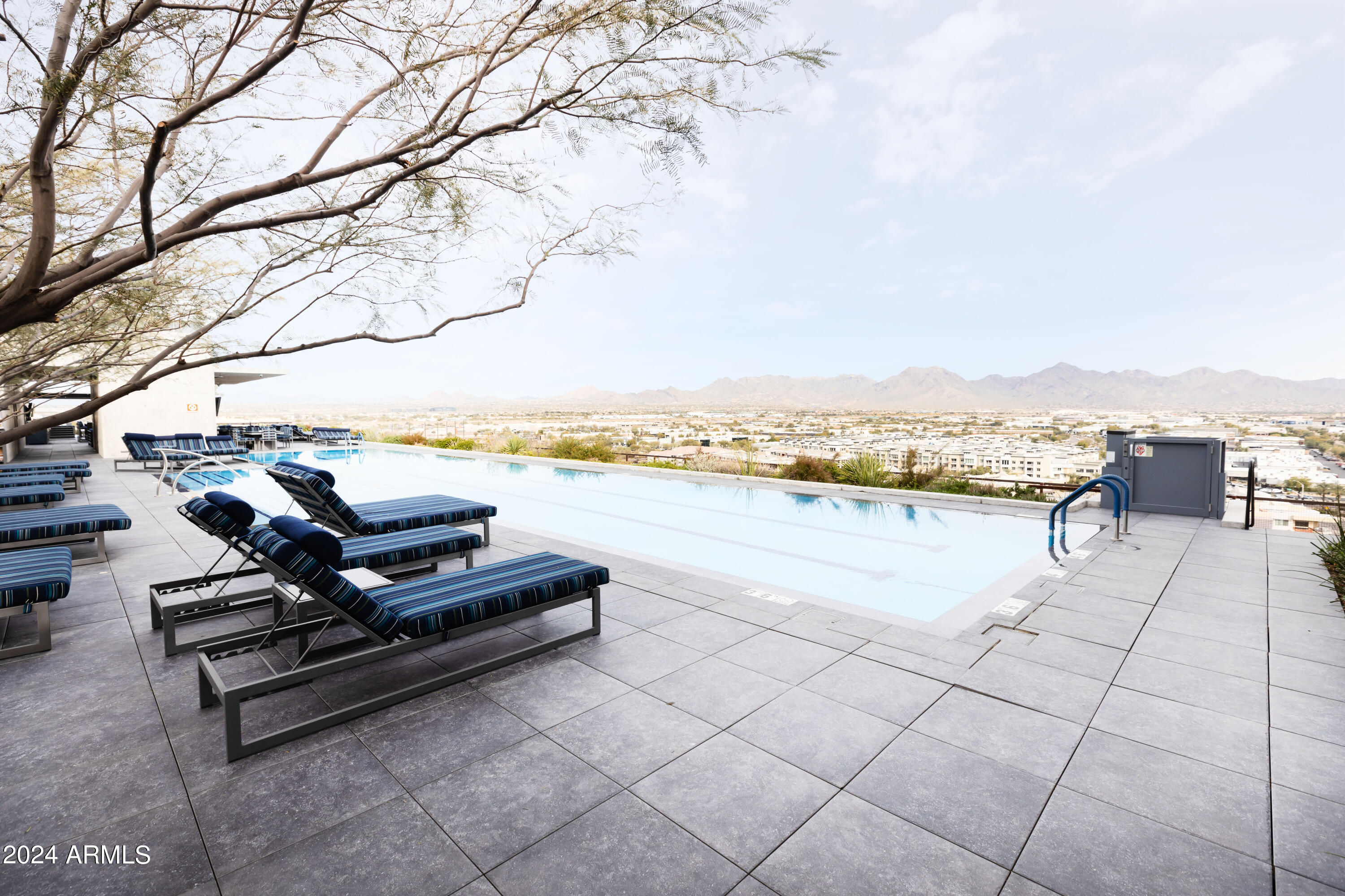 7180 E KIERLAND Boulevard # 213