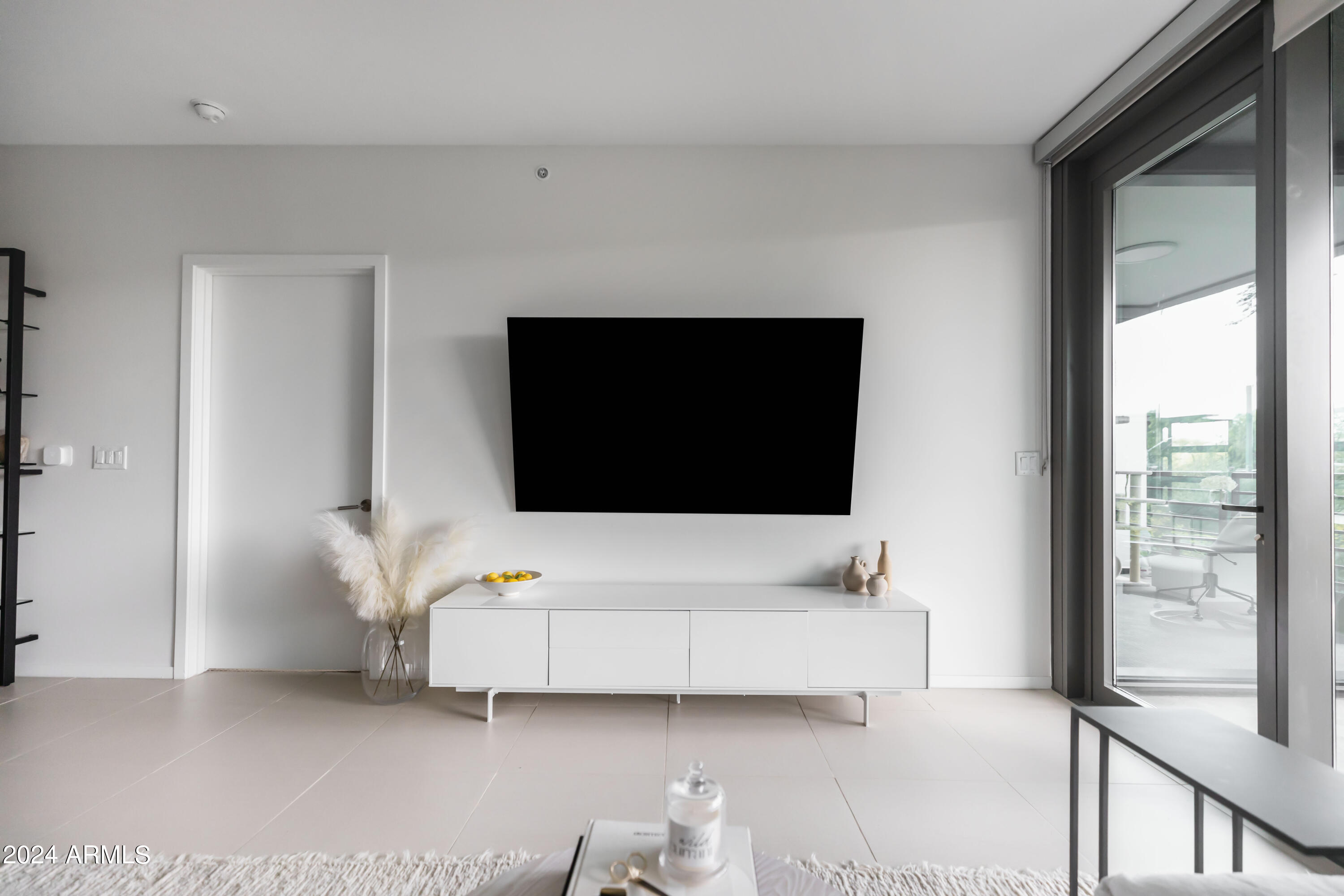 7180 E KIERLAND Boulevard # 213