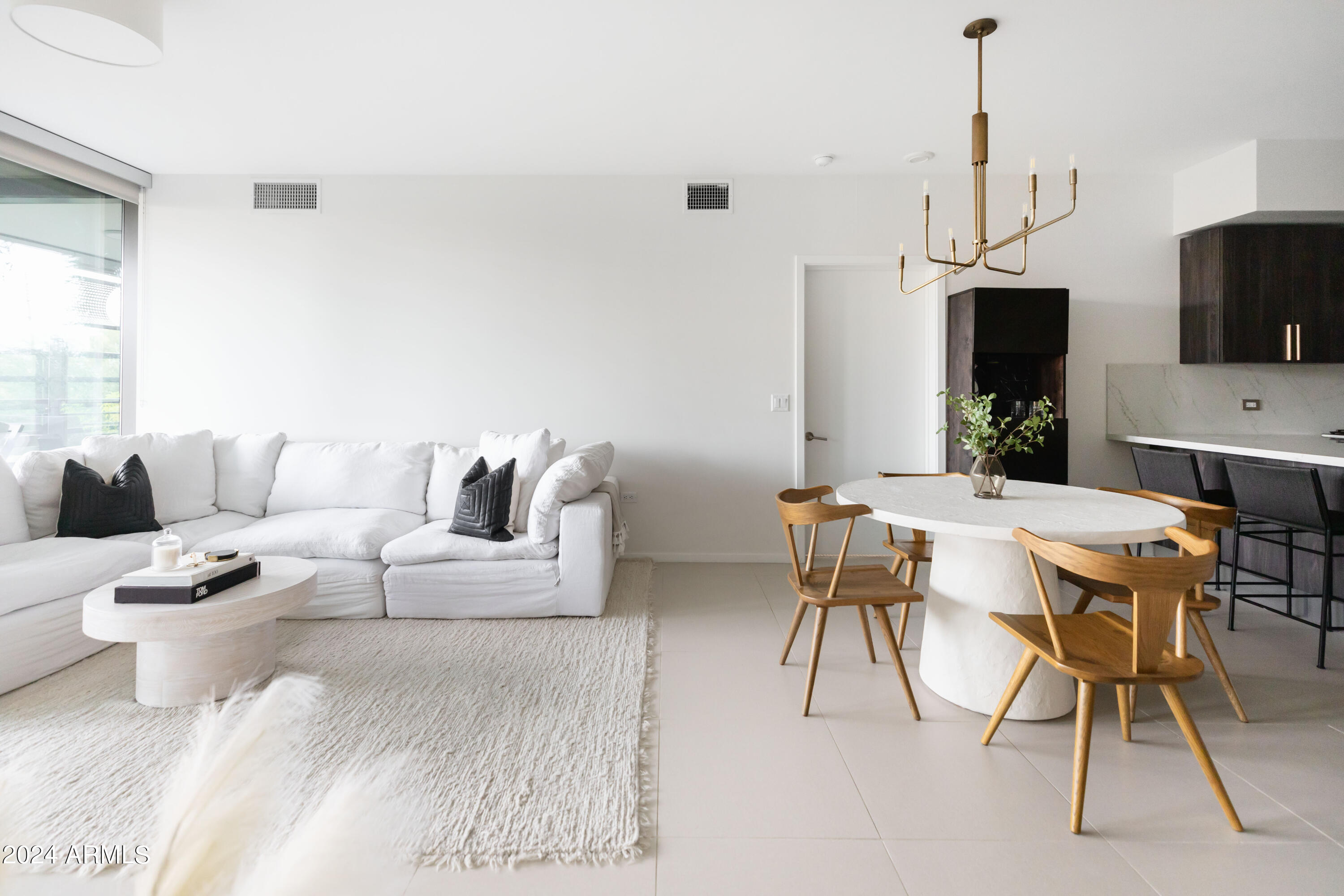 7180 E KIERLAND Boulevard # 213