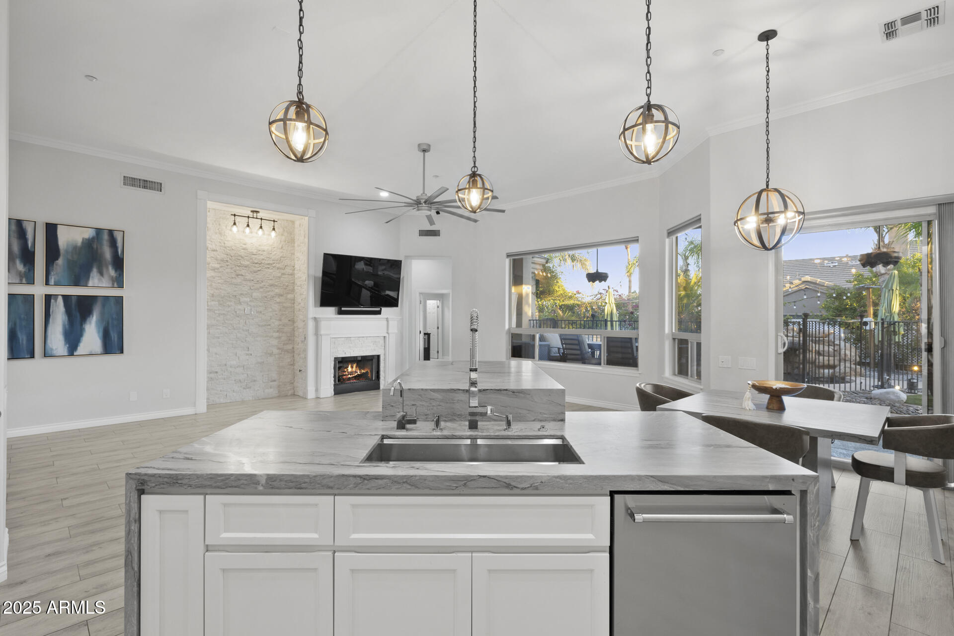 12593 E DESERT COVE Avenue