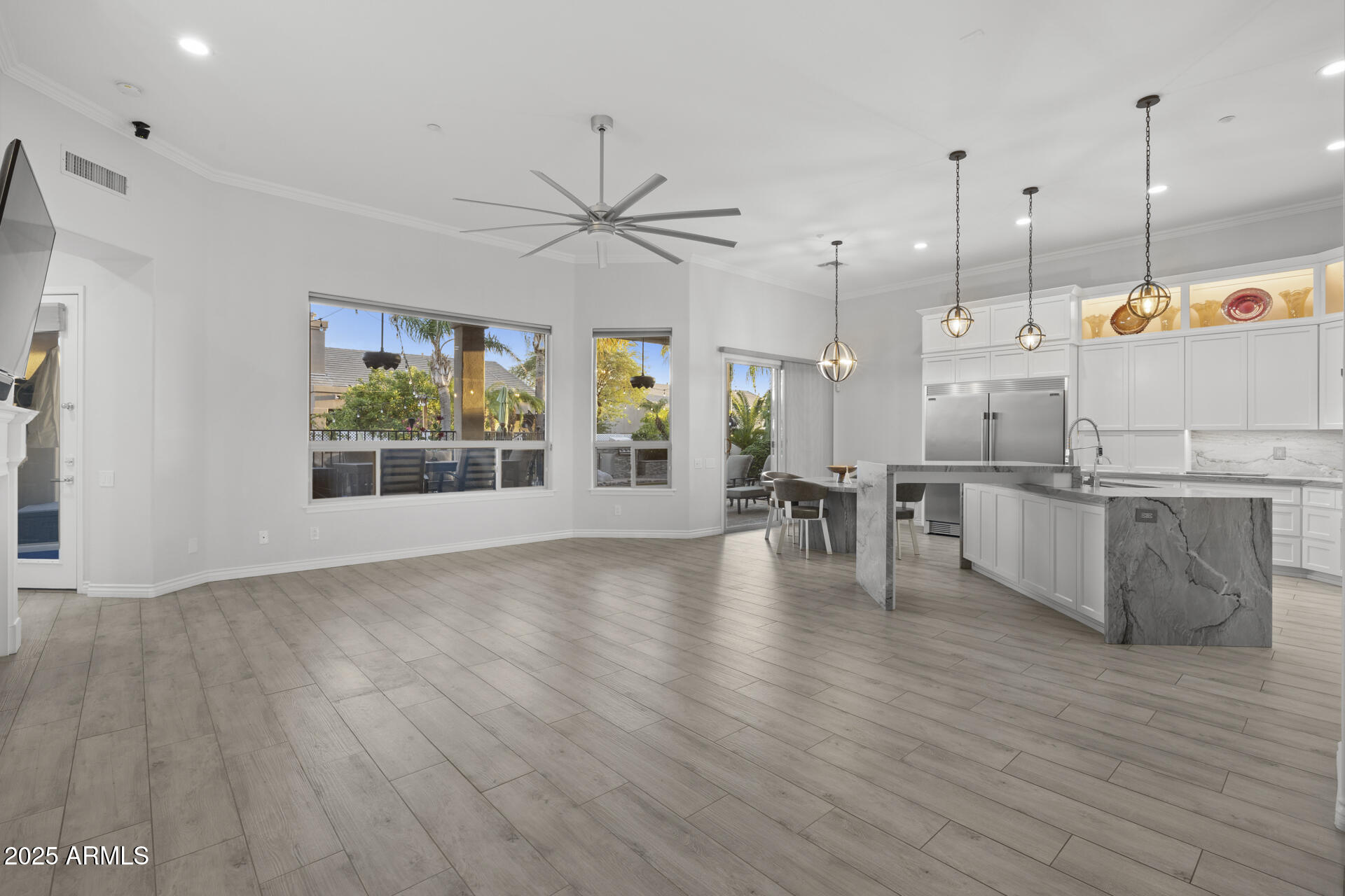 12593 E DESERT COVE Avenue