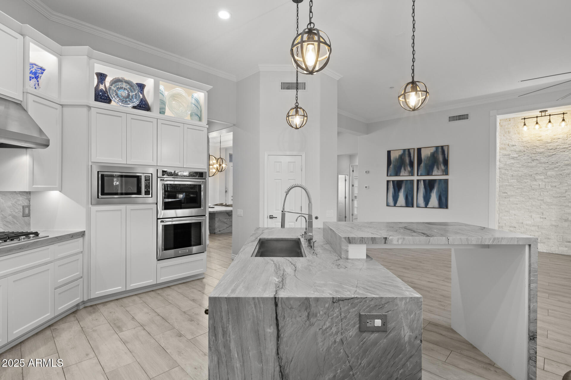 12593 E DESERT COVE Avenue