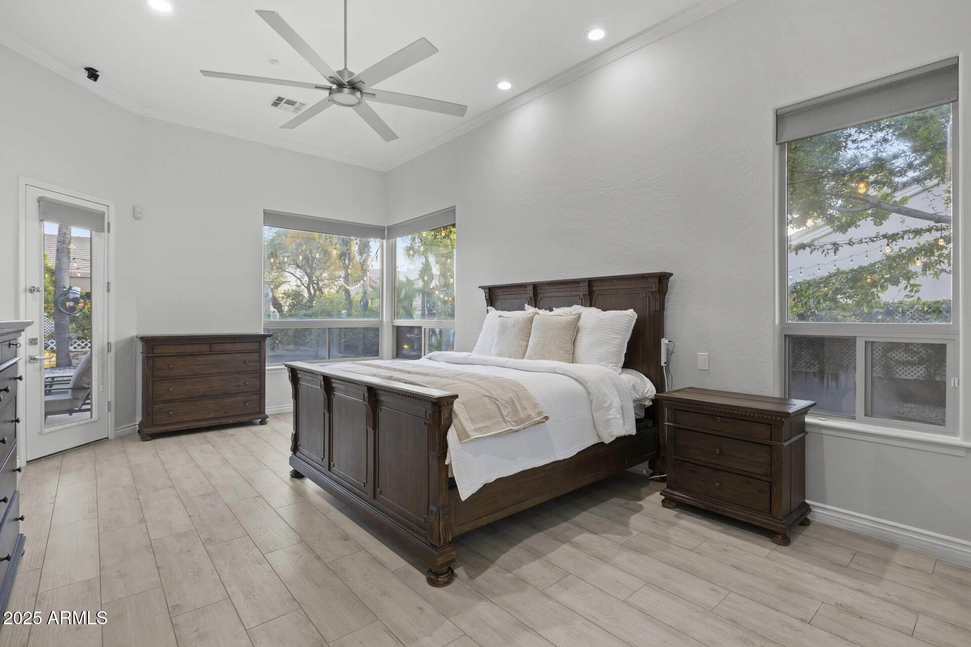 12593 E DESERT COVE Avenue