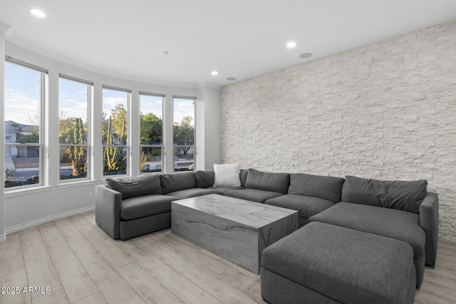 12593 E DESERT COVE Avenue