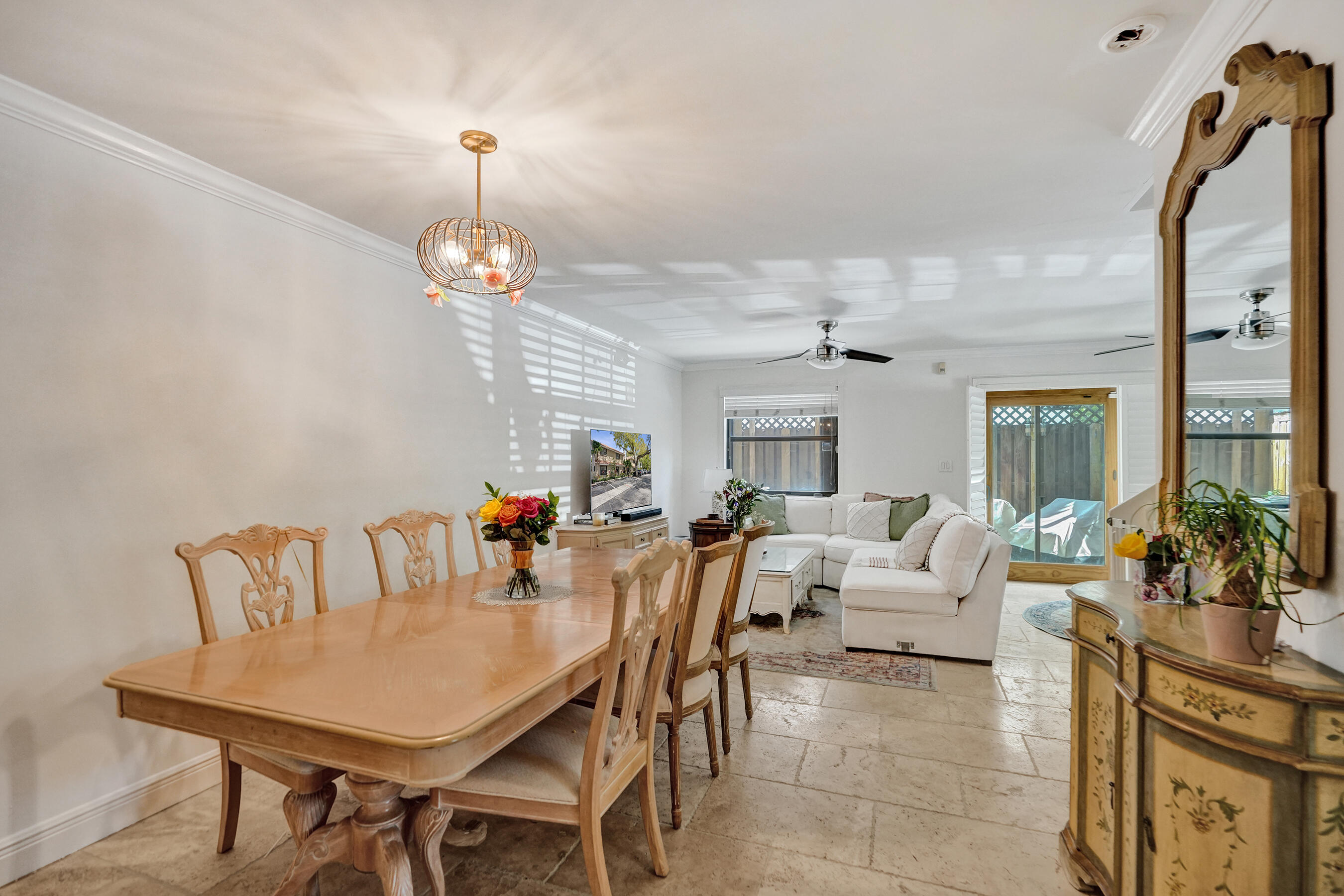 905 SE 12th Court 16