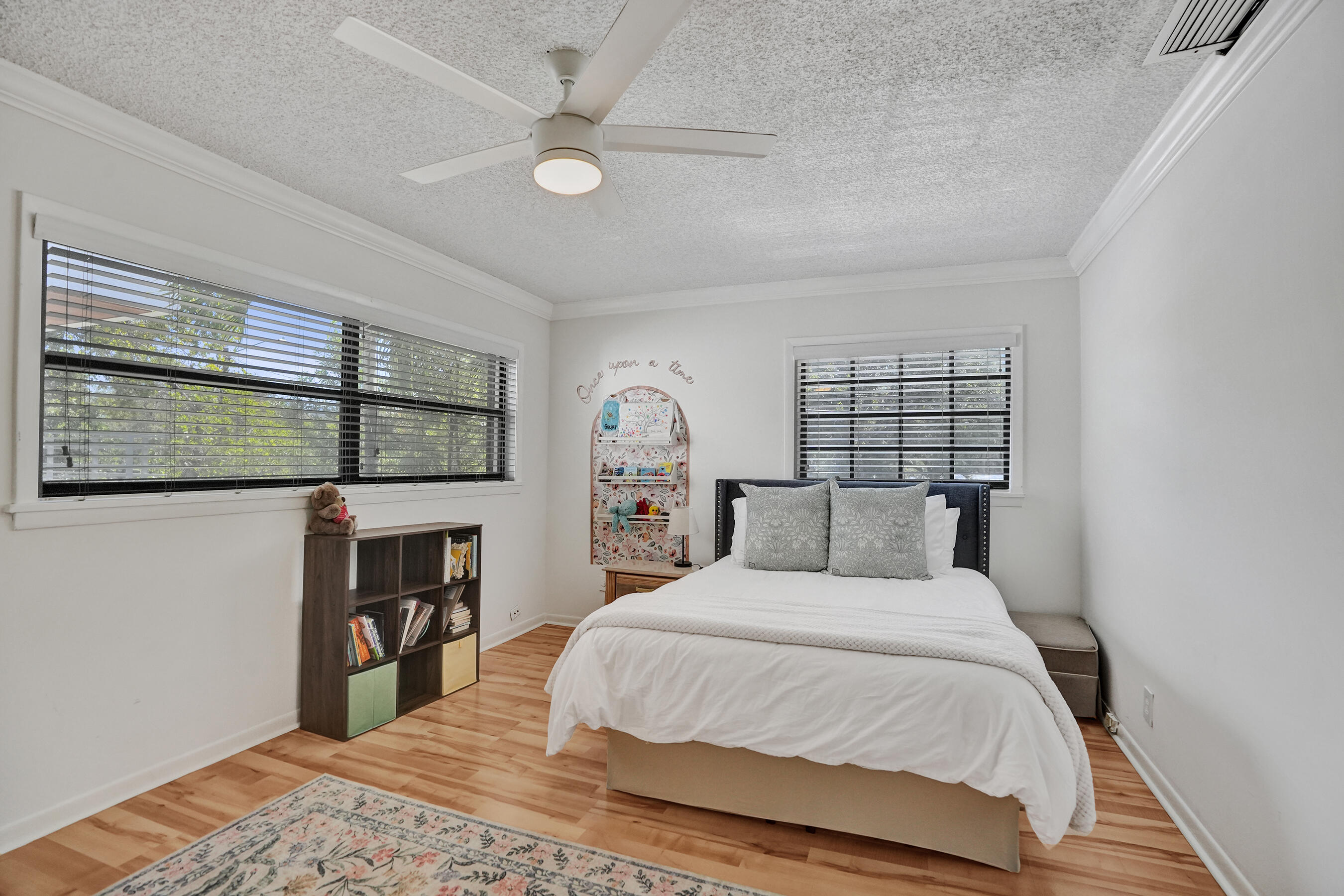 905 SE 12th Court 16