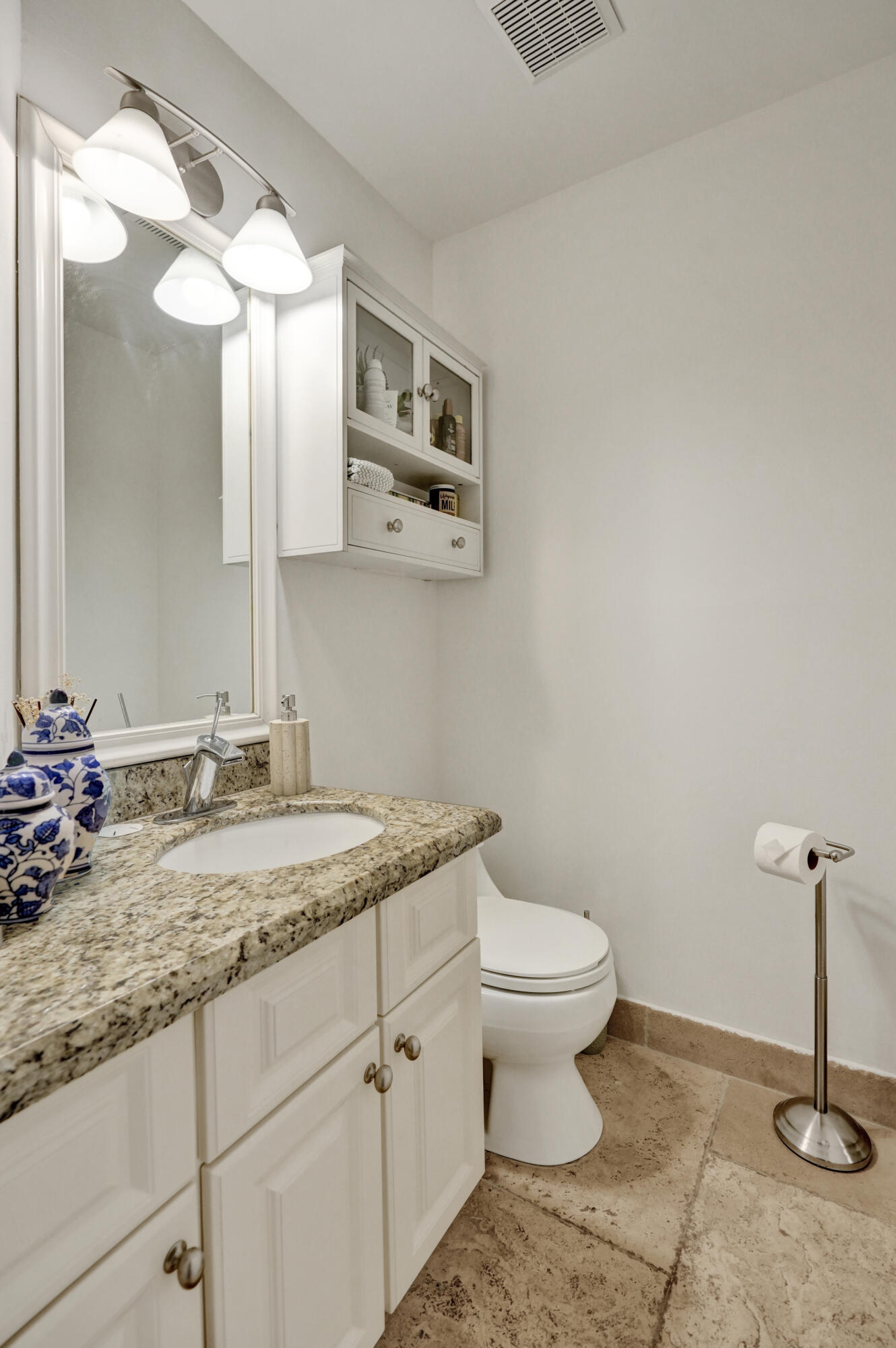 905 SE 12th Court 16