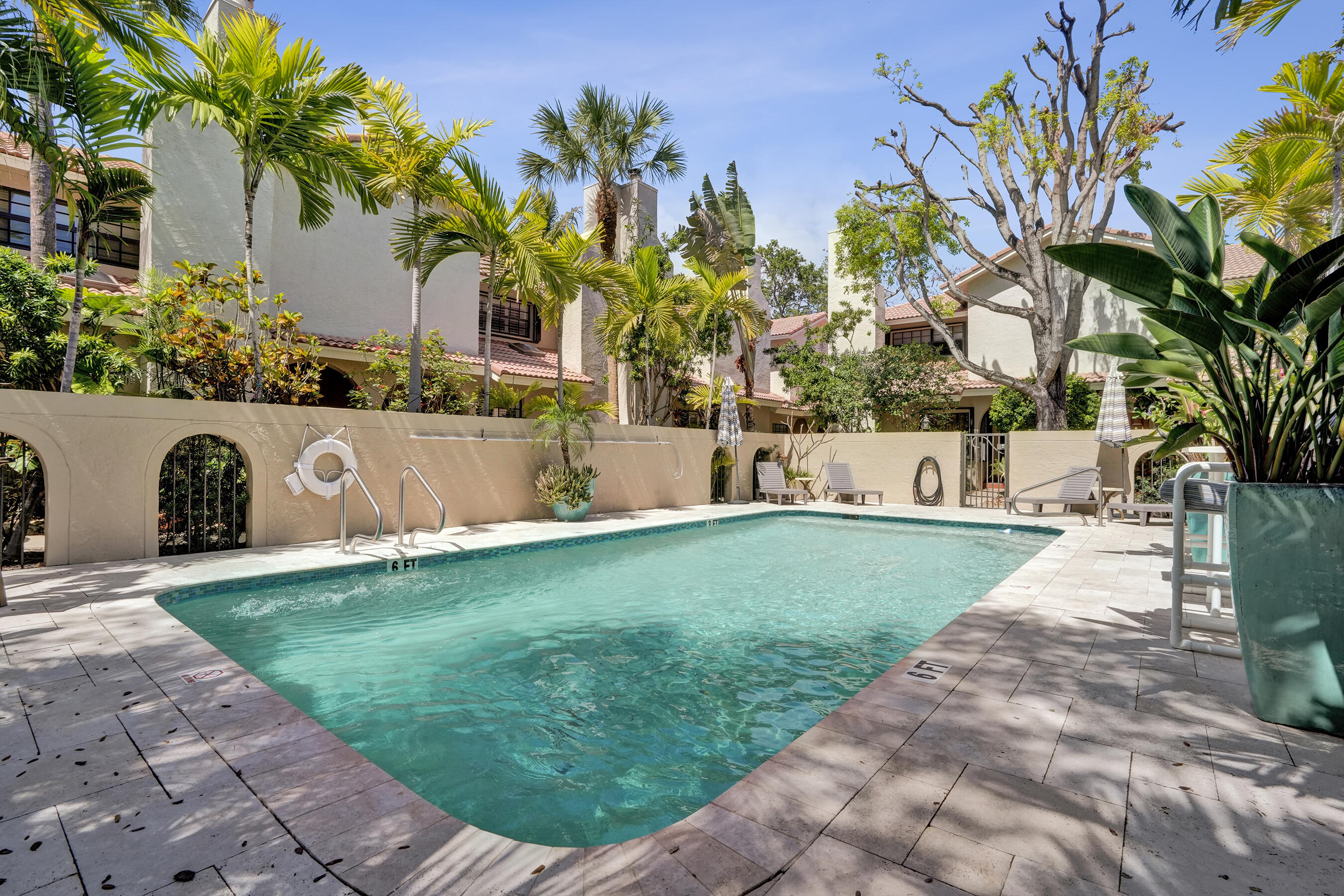 905 SE 12th Court 16