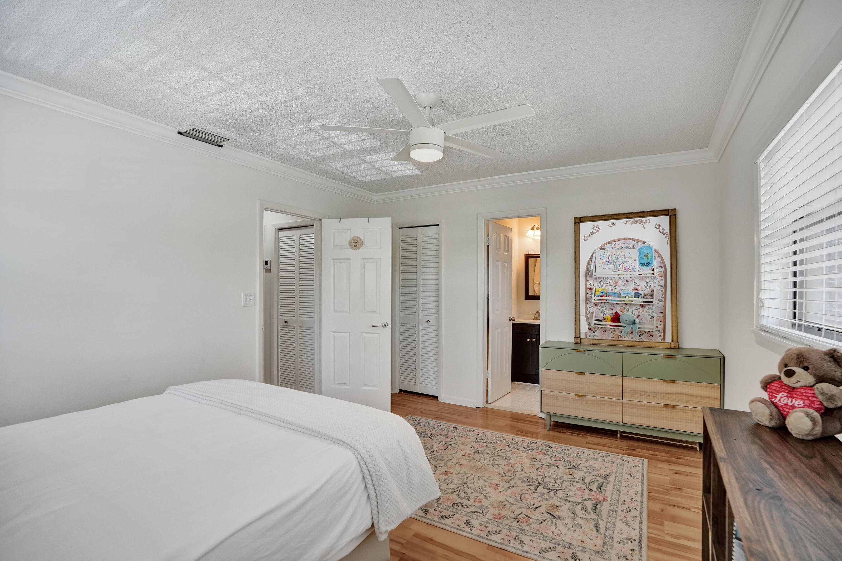 905 SE 12th Court 16