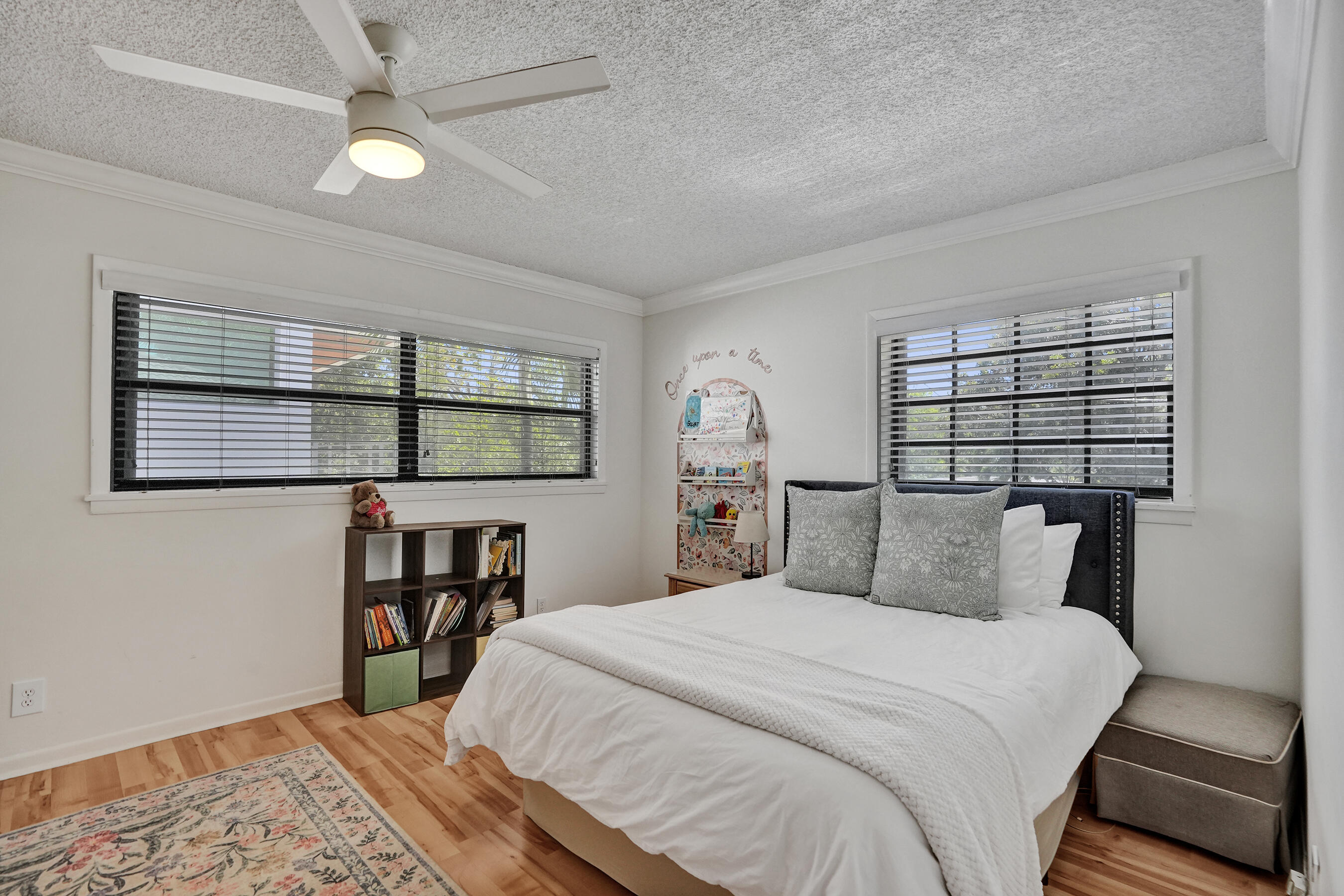 905 SE 12th Court 16