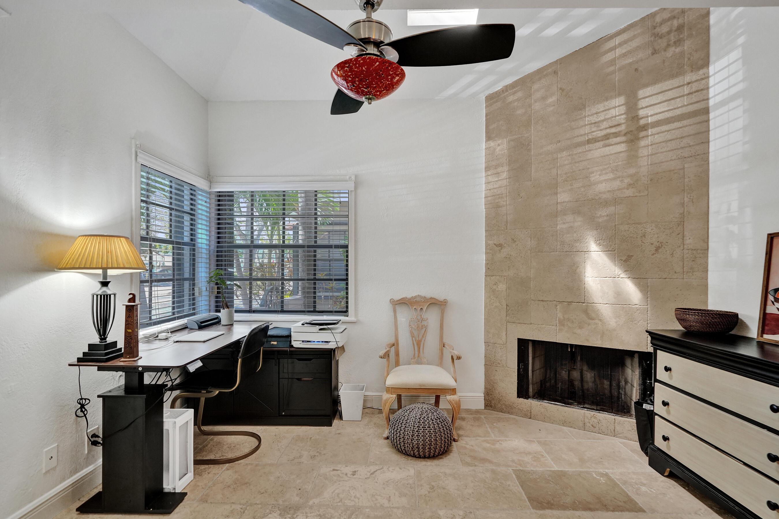 905 SE 12th Court 16