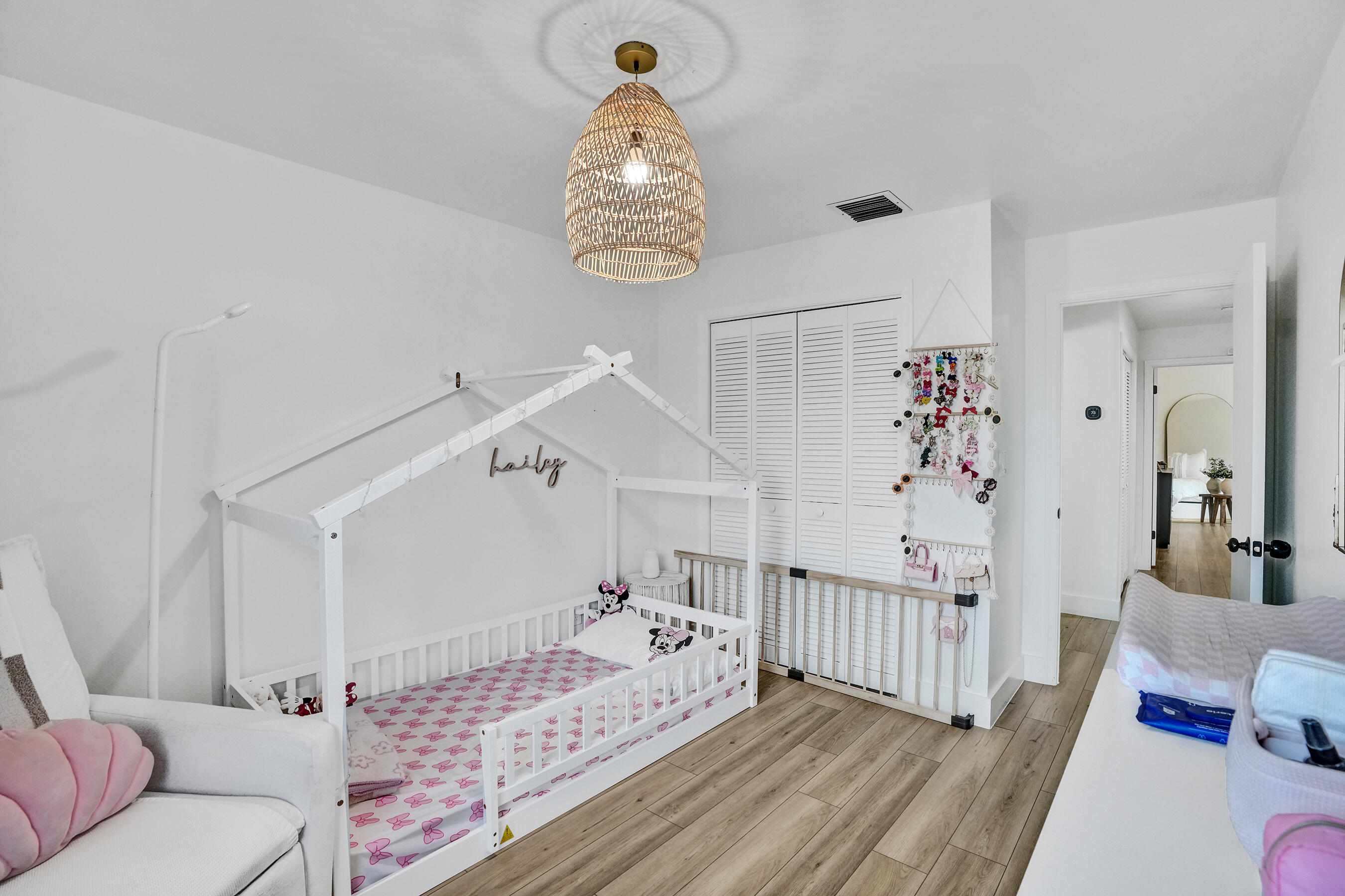 861 Mockingbird Lane