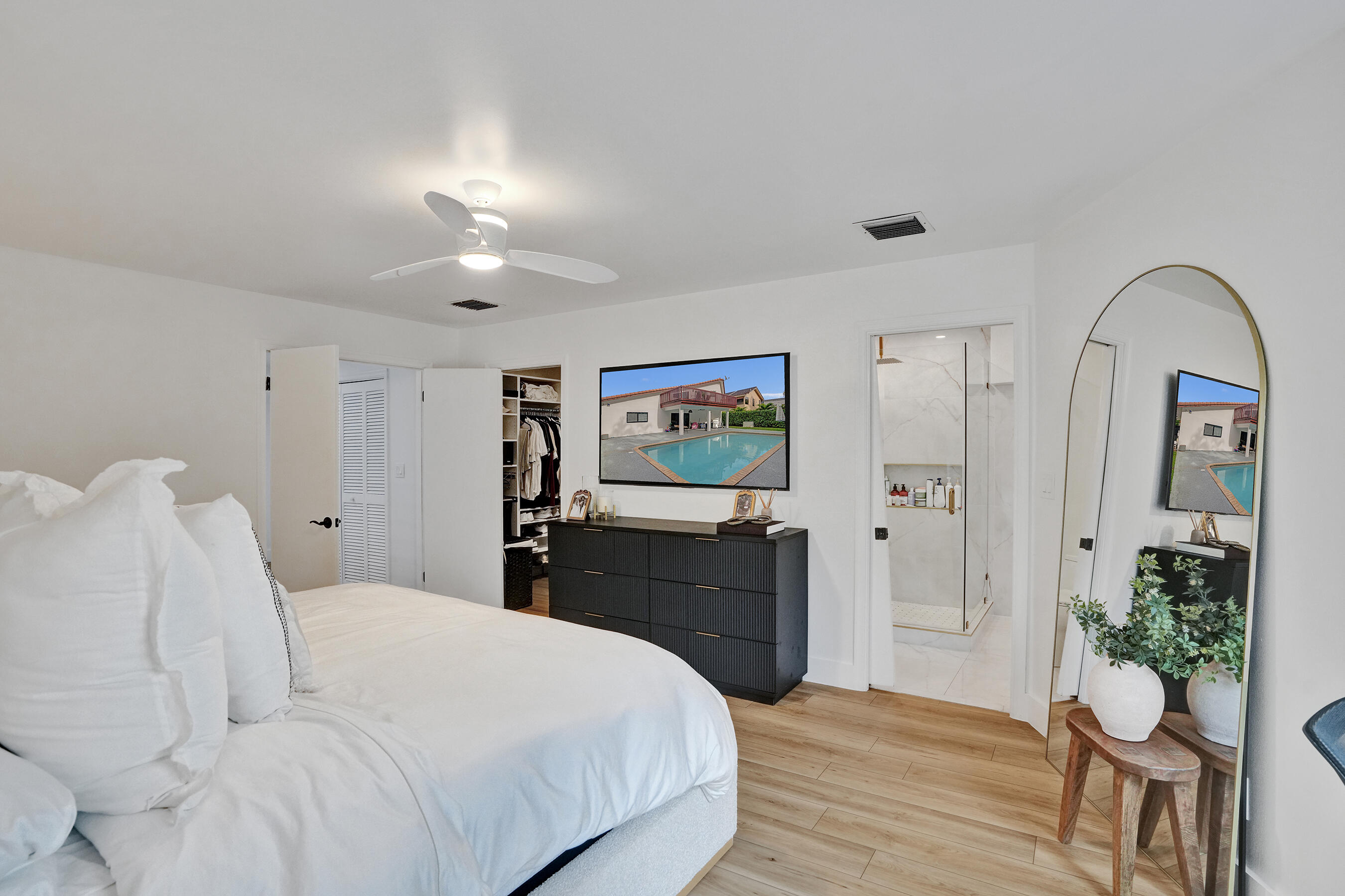 861 Mockingbird Lane