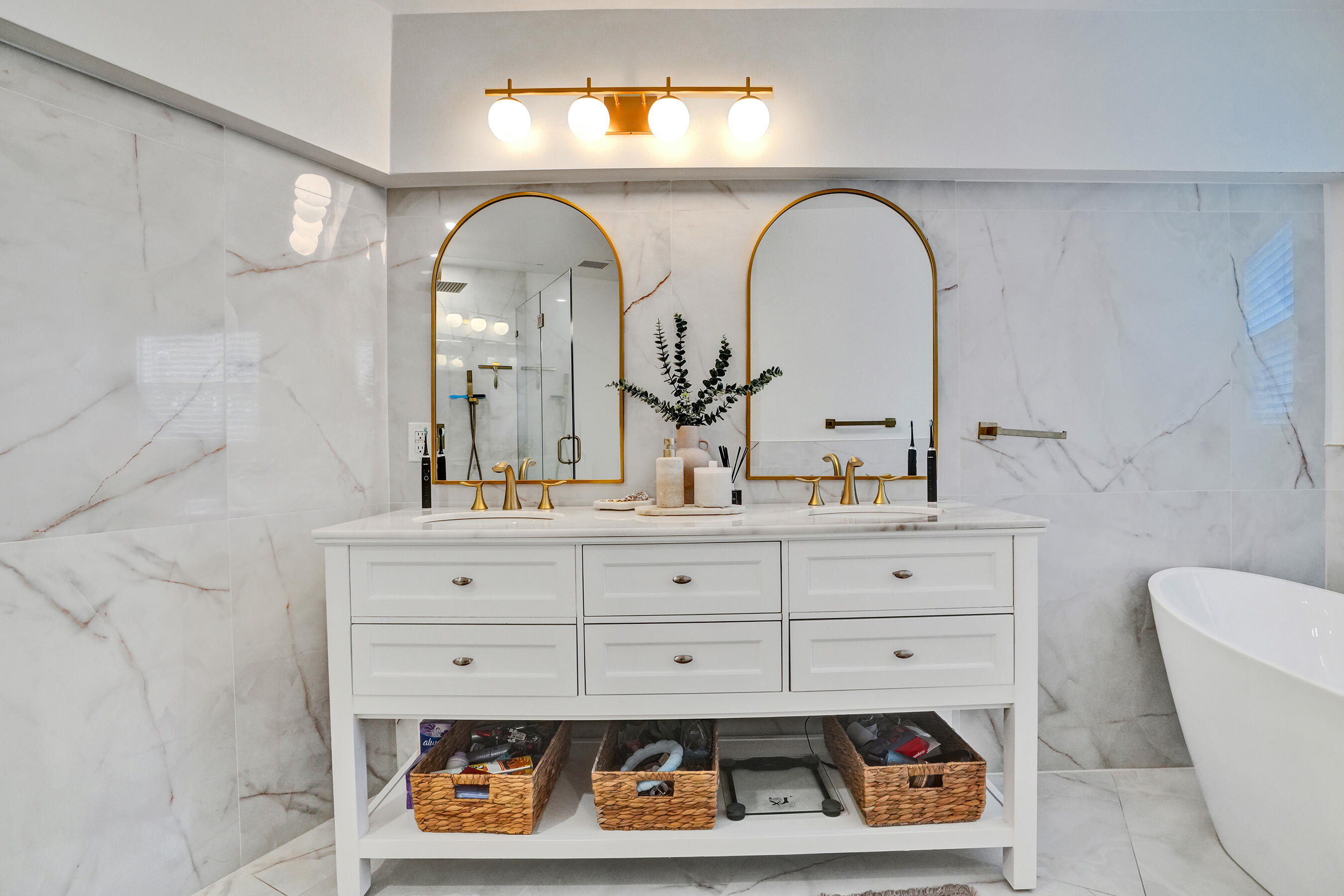 861 Mockingbird Lane