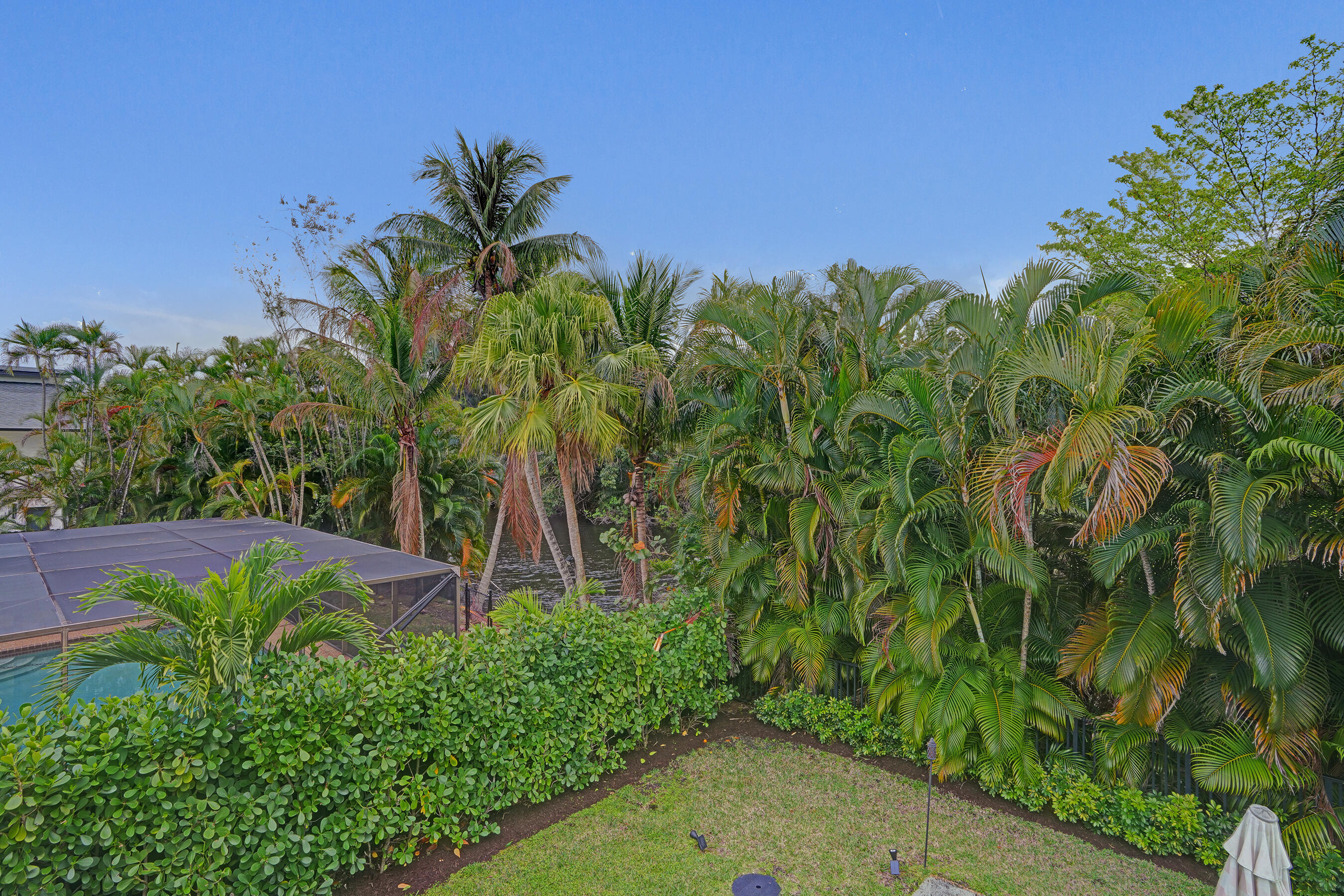 861 Mockingbird Lane