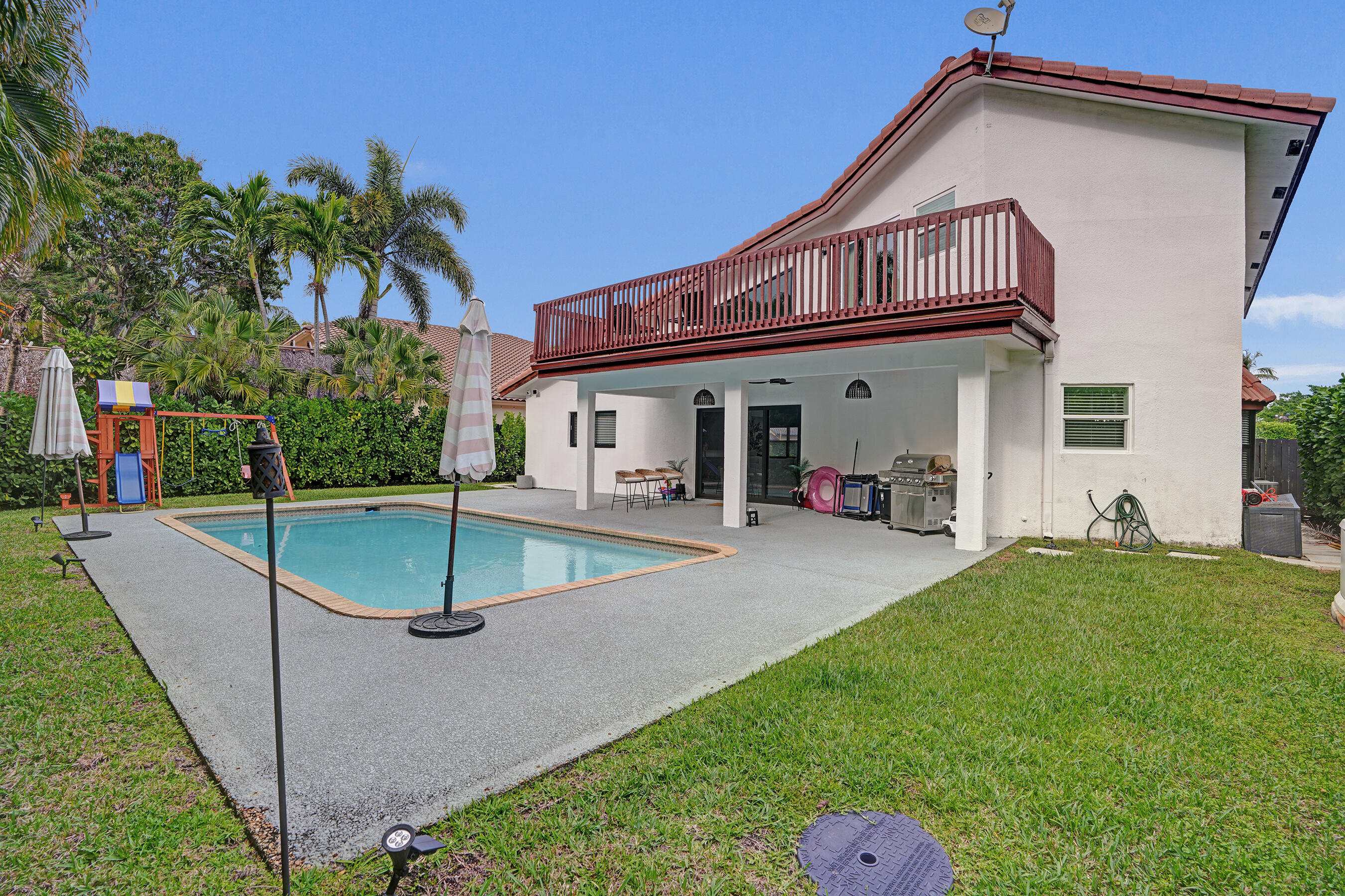 861 Mockingbird Lane