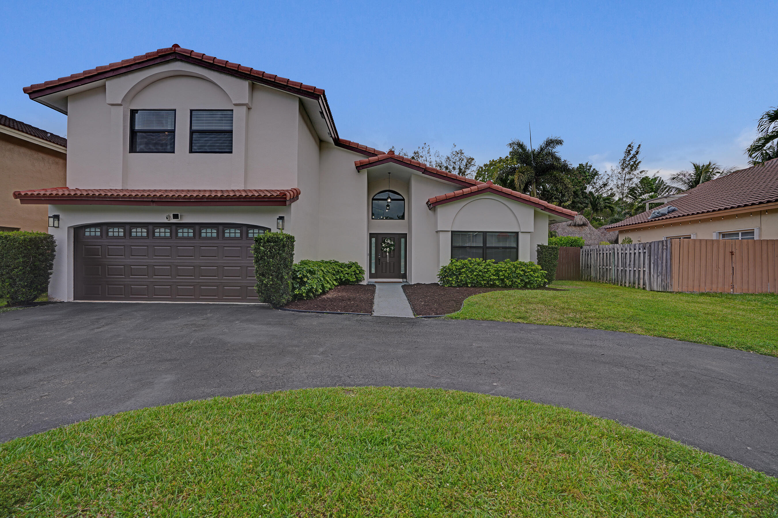 861 Mockingbird Lane