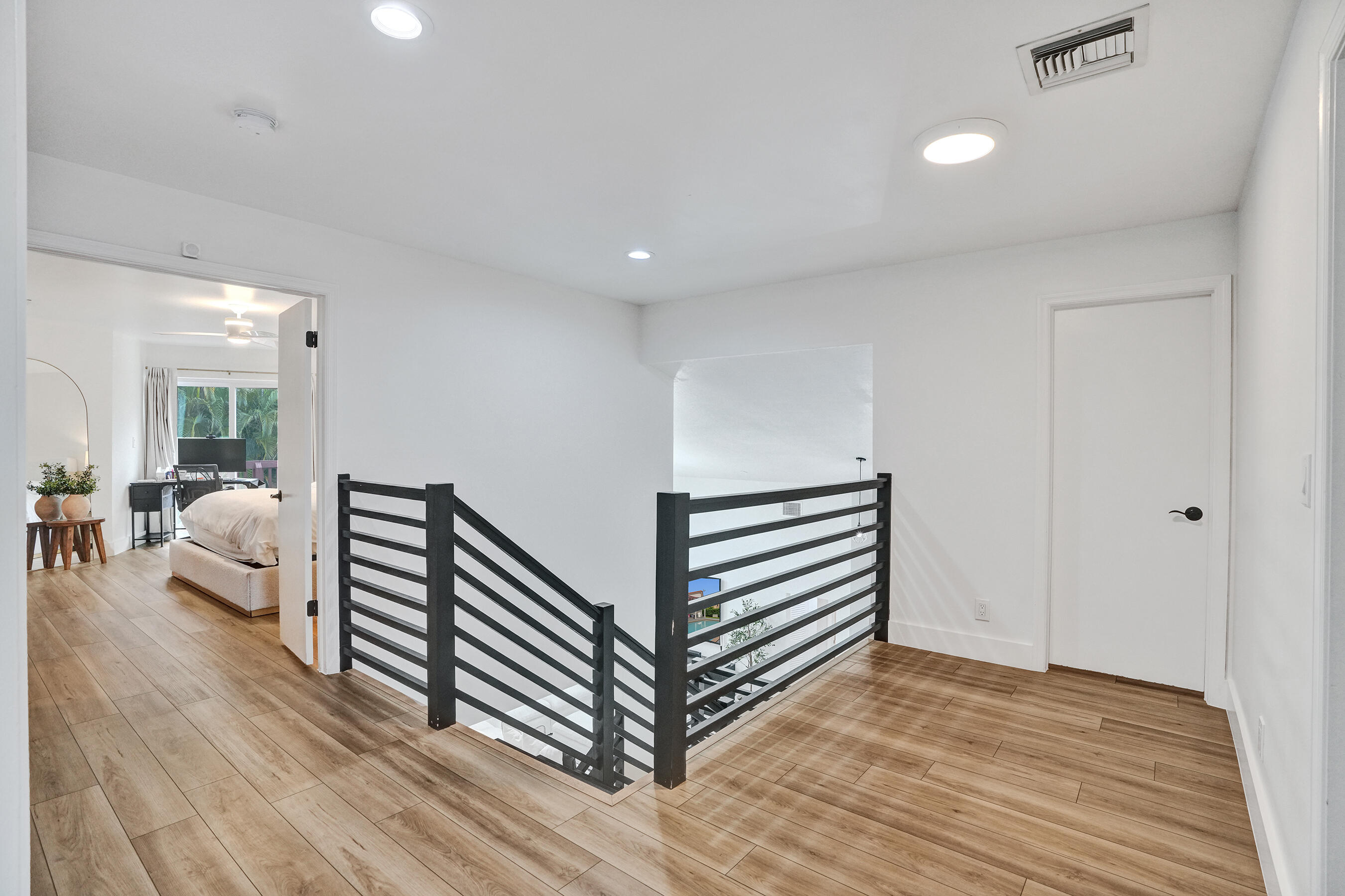 861 Mockingbird Lane