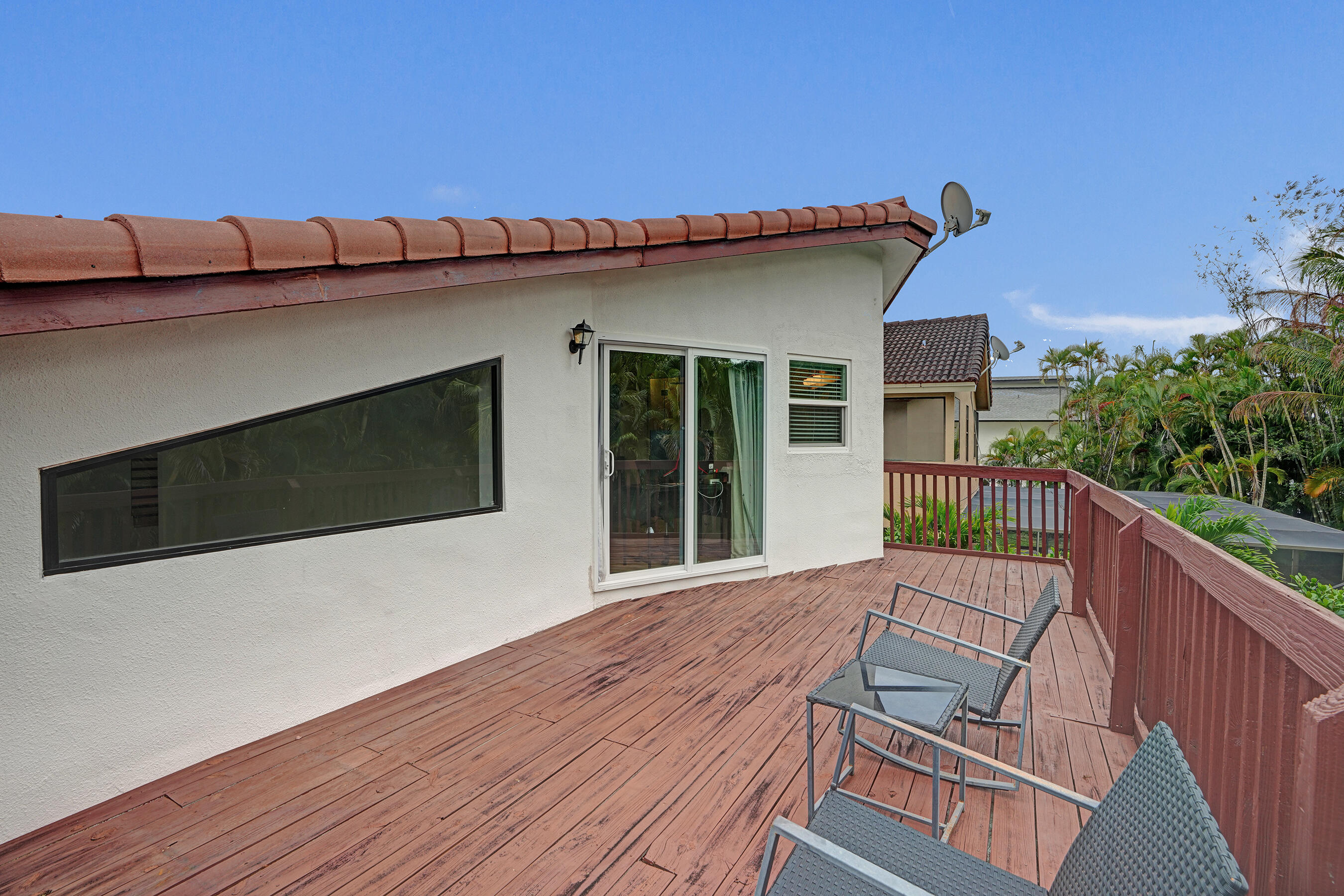 861 Mockingbird Lane