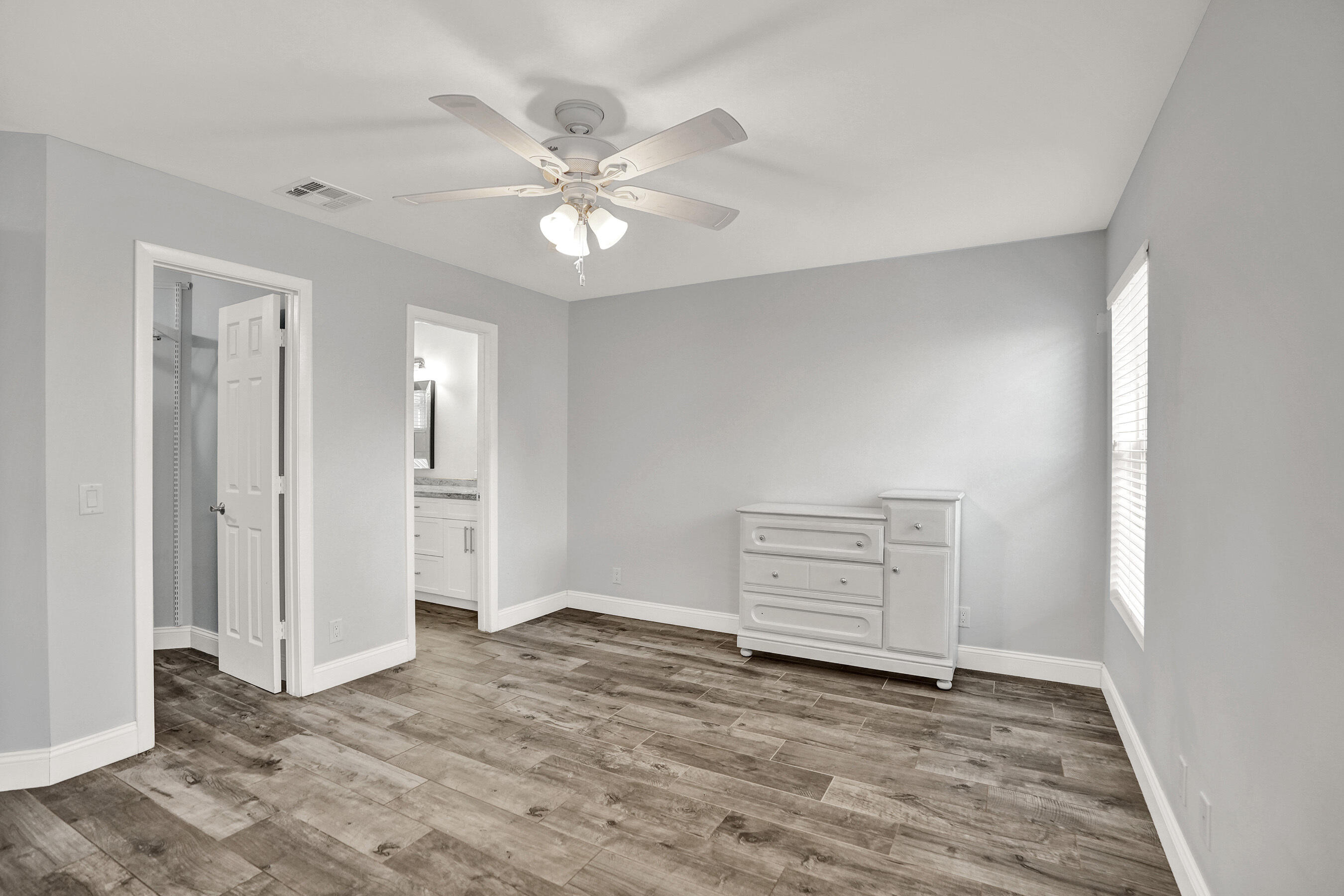 2702 Arborwood Road