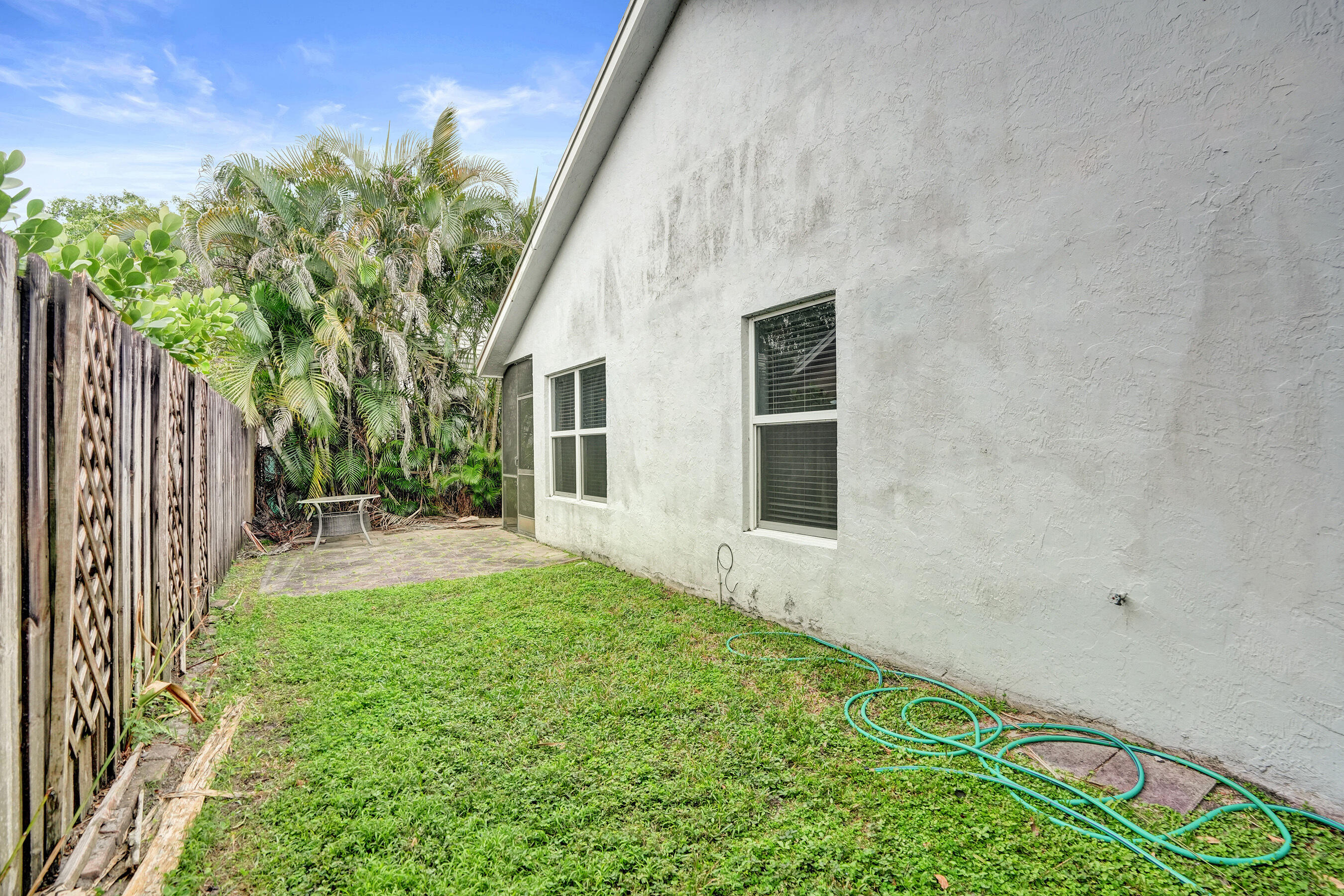 2702 Arborwood Road