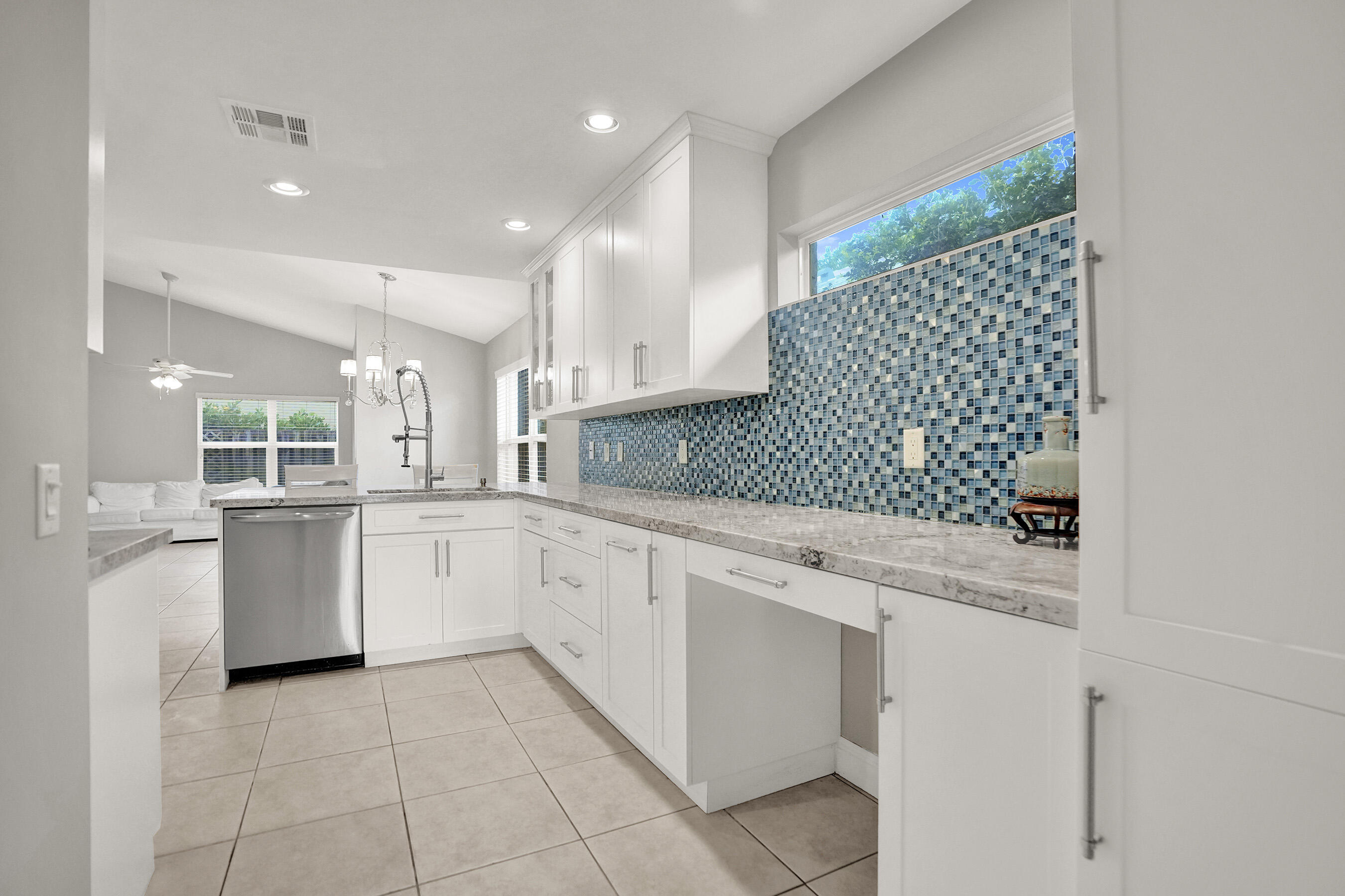 2702 Arborwood Road