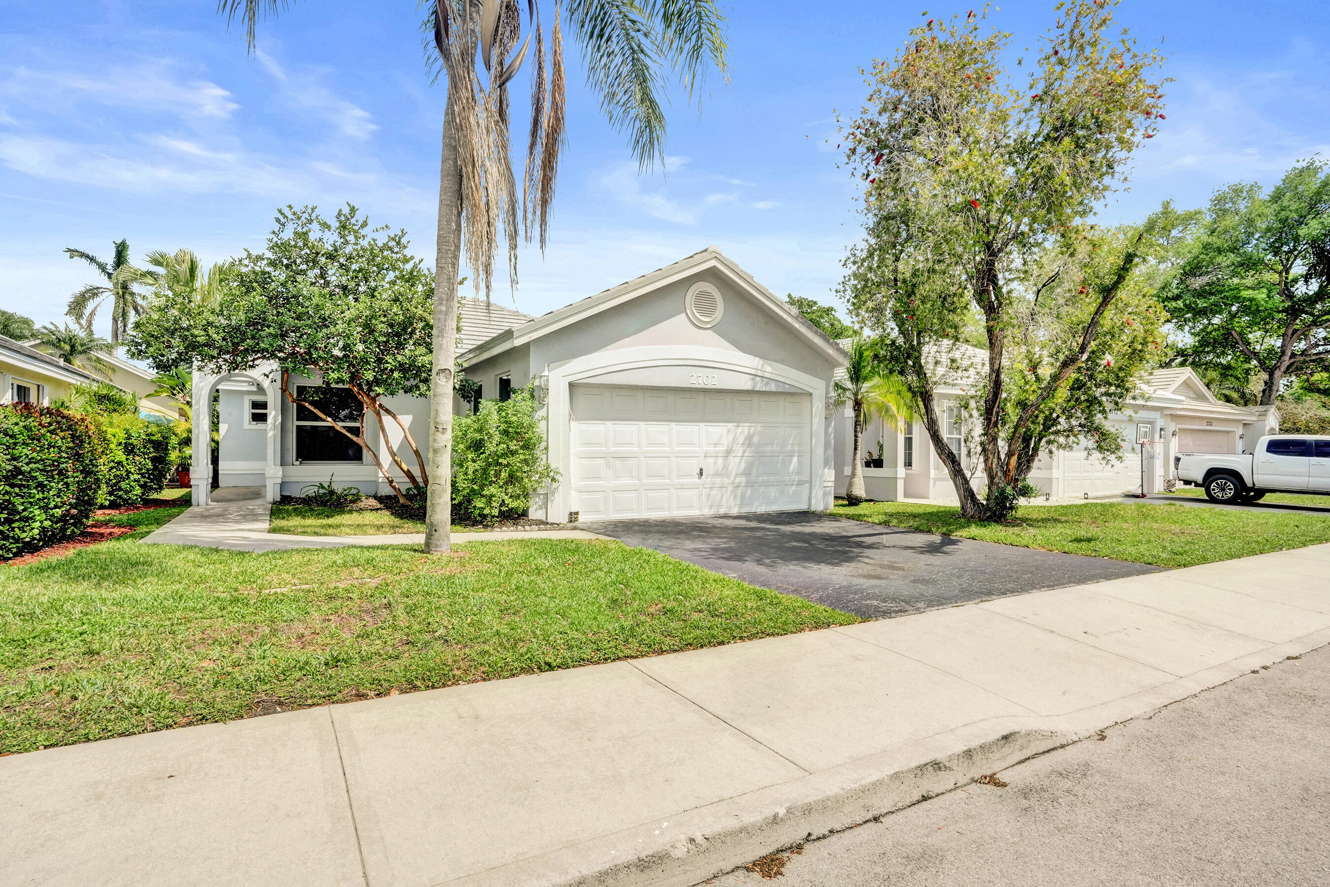 2702 Arborwood Road