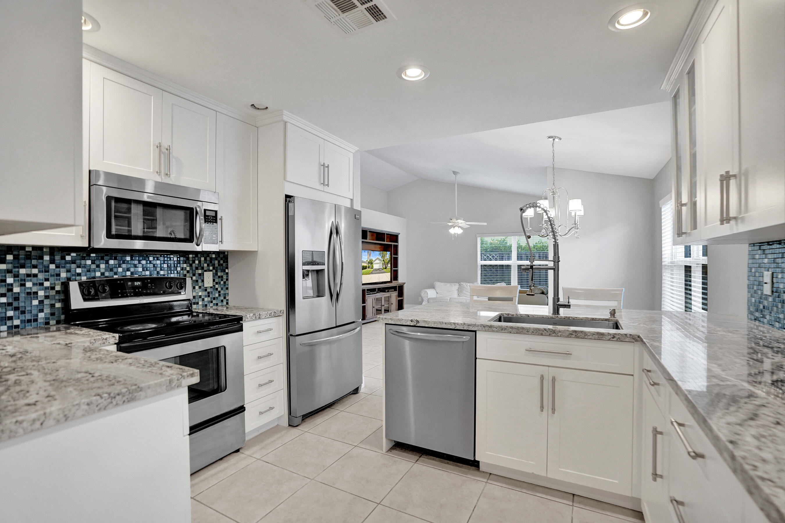 2702 Arborwood Road