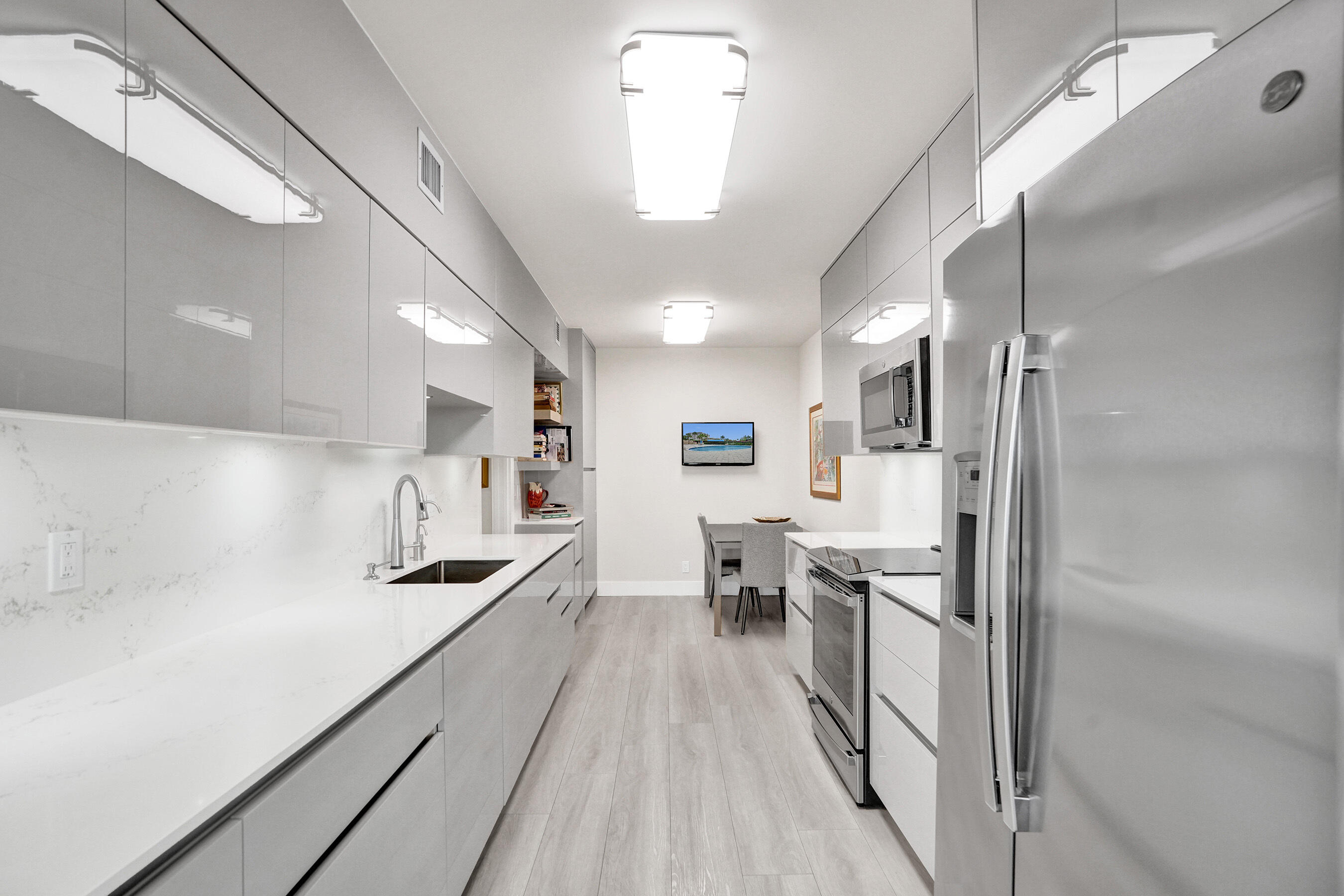 1401 S Ocean Boulevard 3020