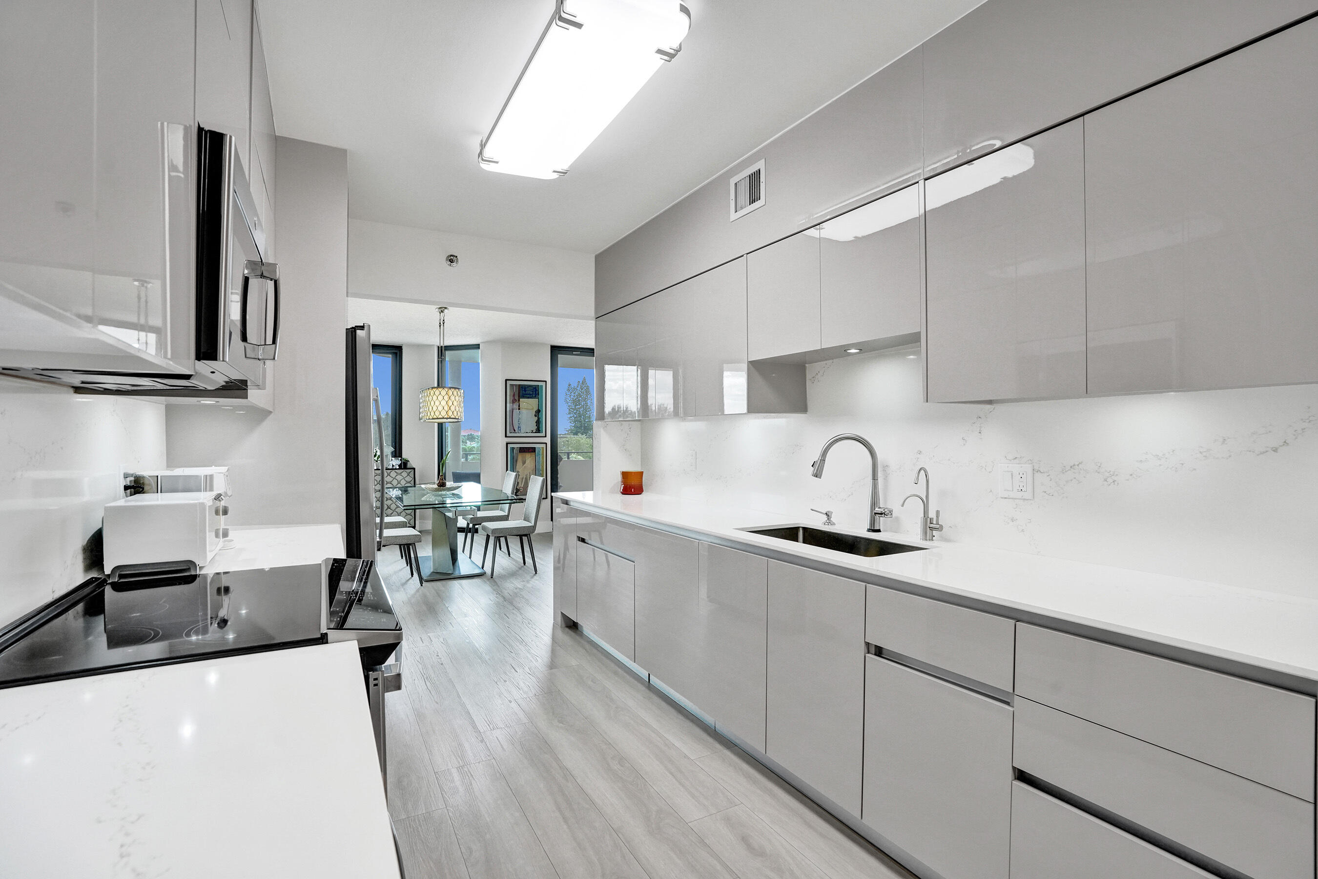 1401 S Ocean Boulevard 3020