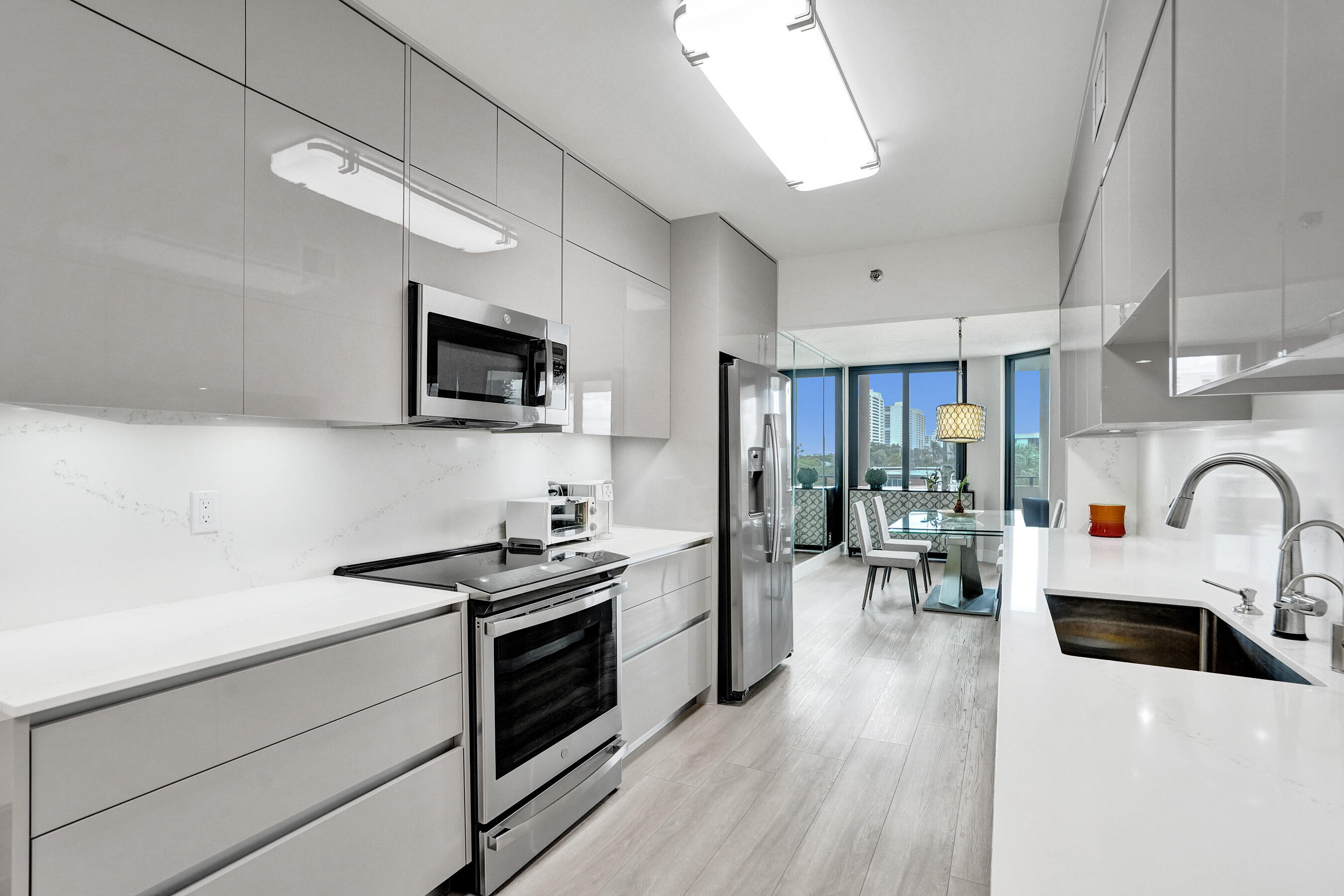 1401 S Ocean Boulevard 3020