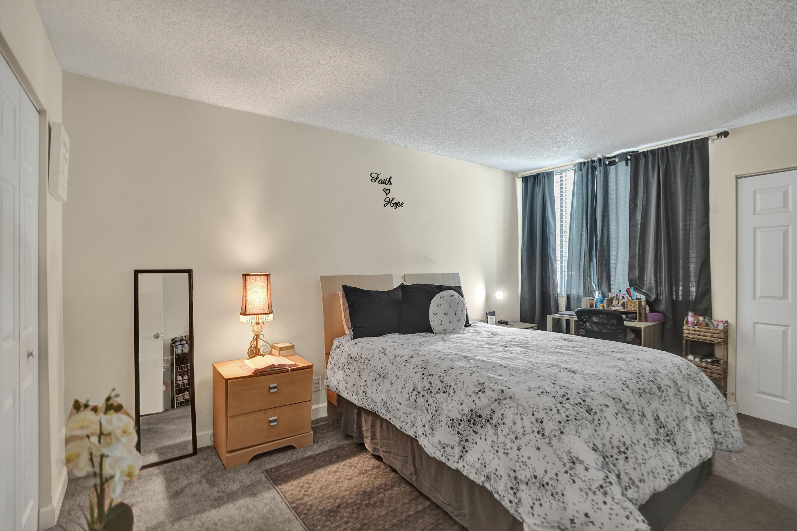 801 Lyons Road 19103